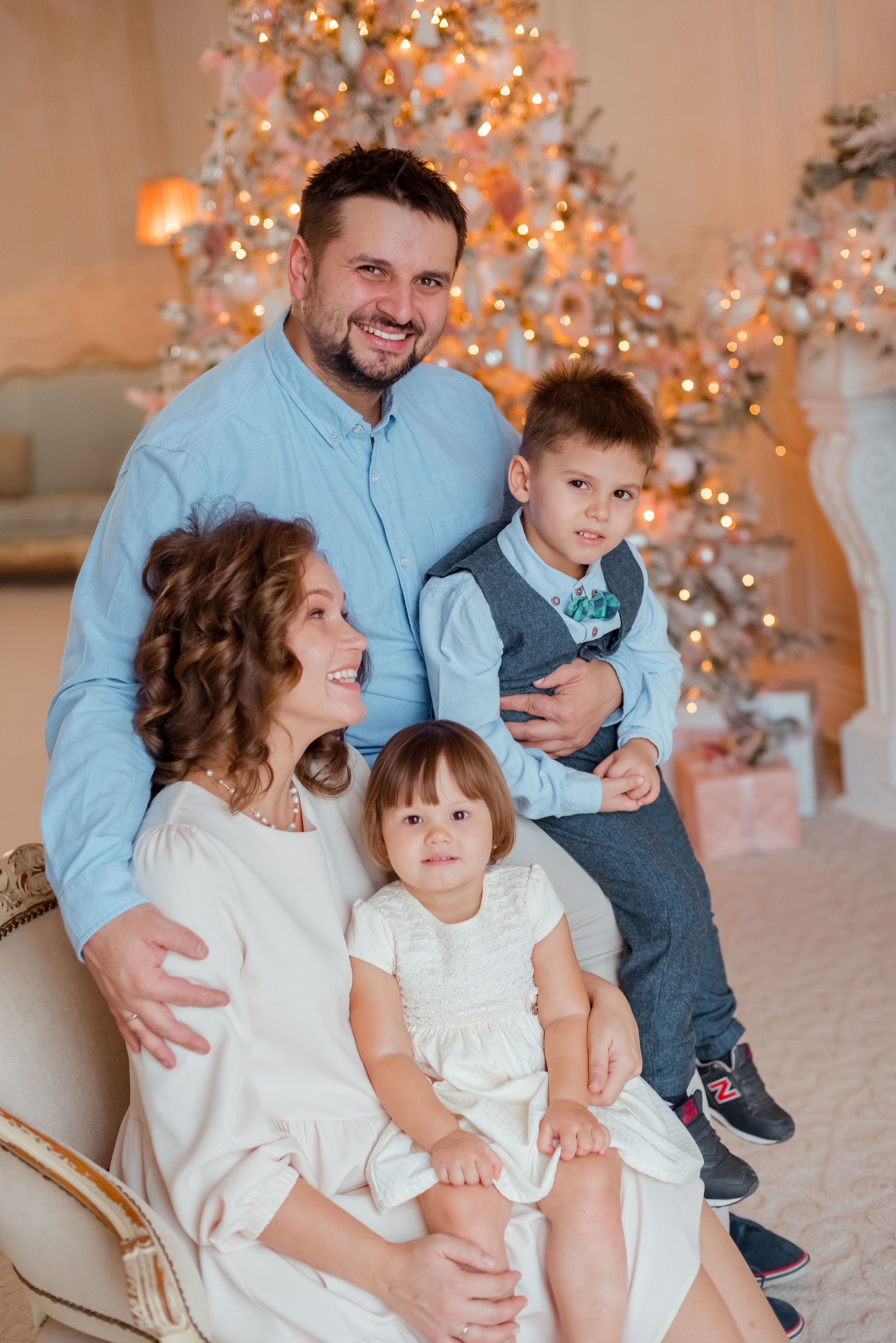 Семейная новогодняя фотосессия. Фотограф Юлия Кондратьева