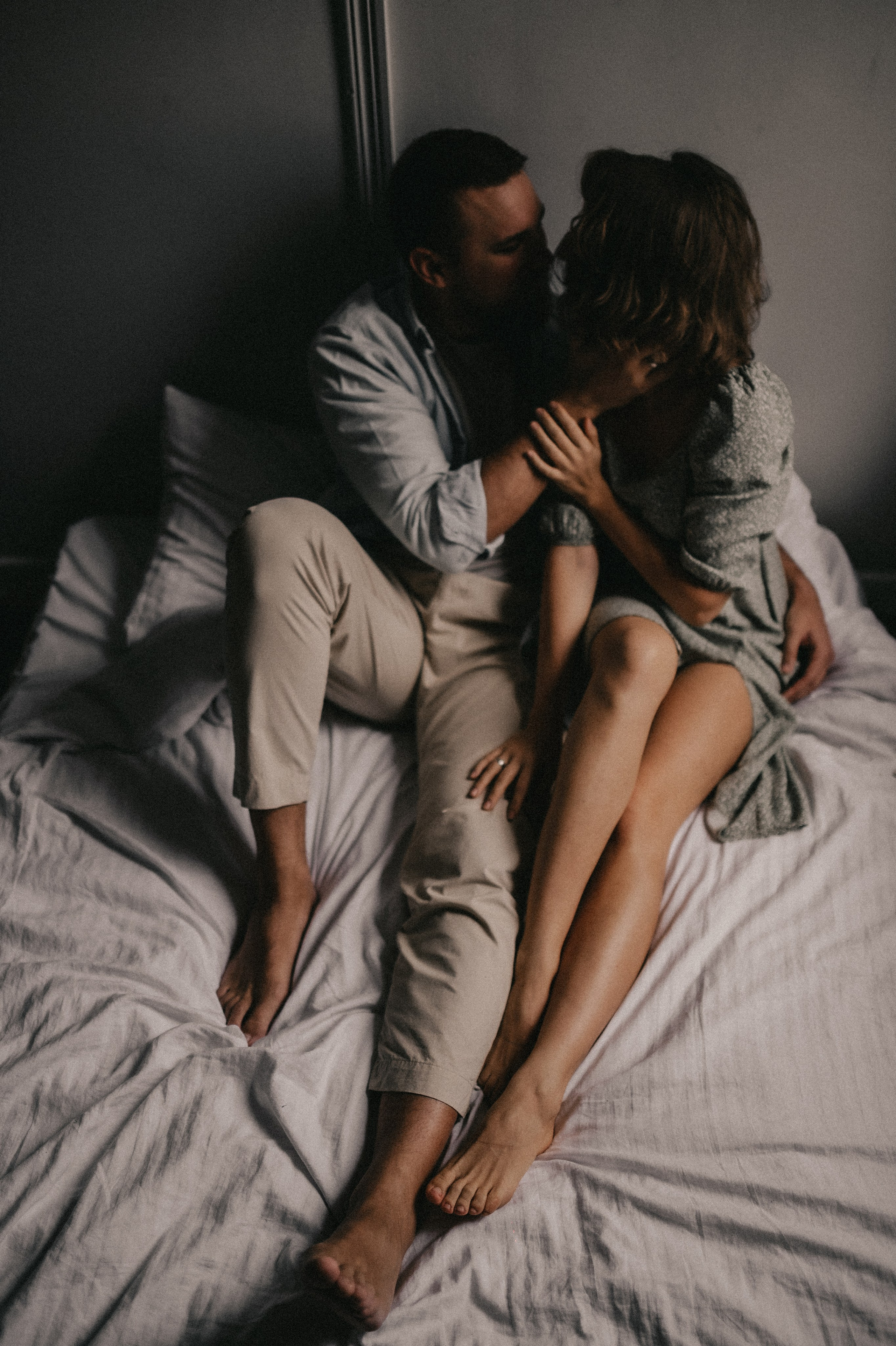 Лавстори в питерской студии. Семейный и свадебный lifestyle-фотограф в Москве Мария Петрова