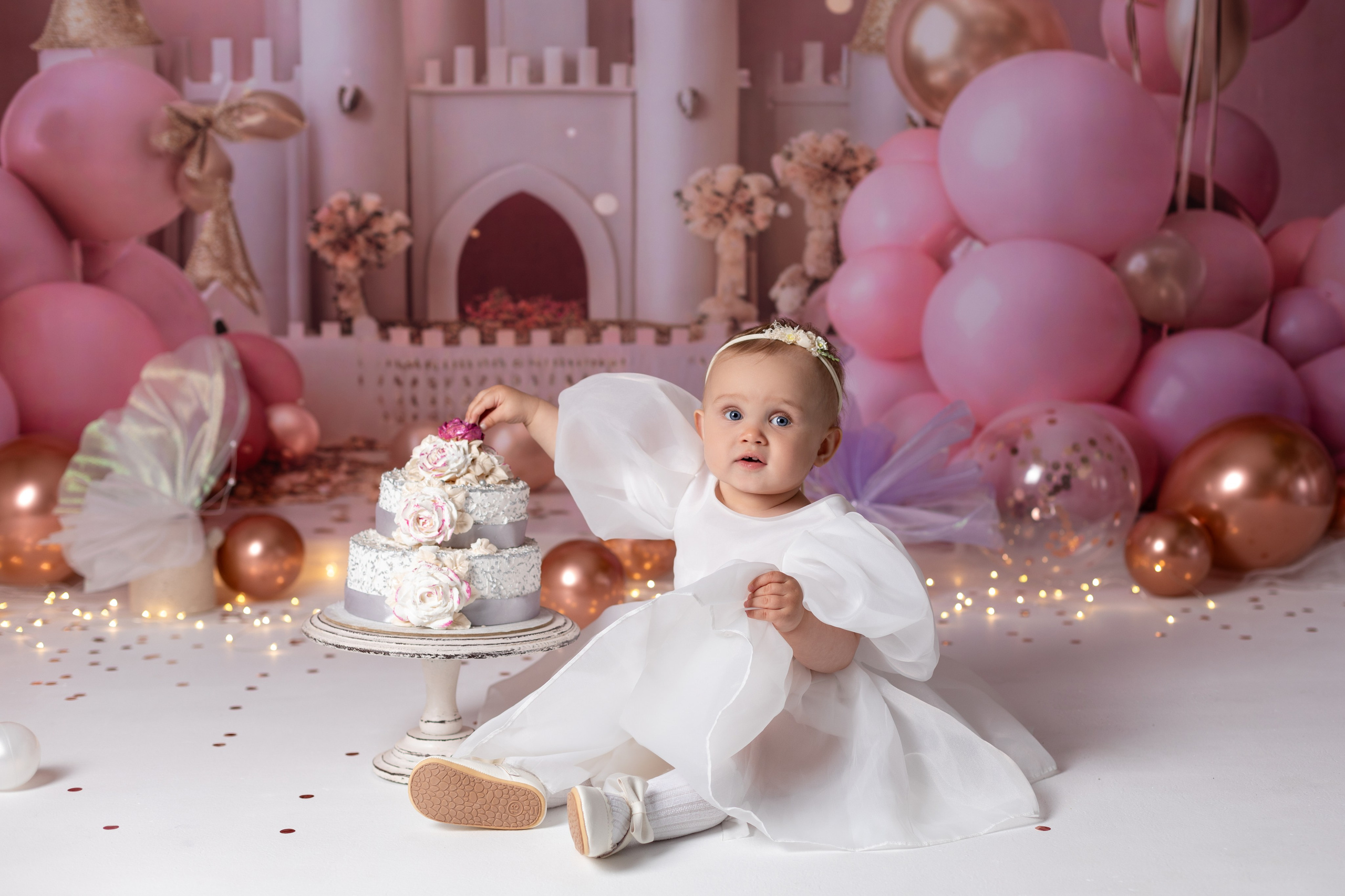 С тортиком. Фотограф новорождённых Псков