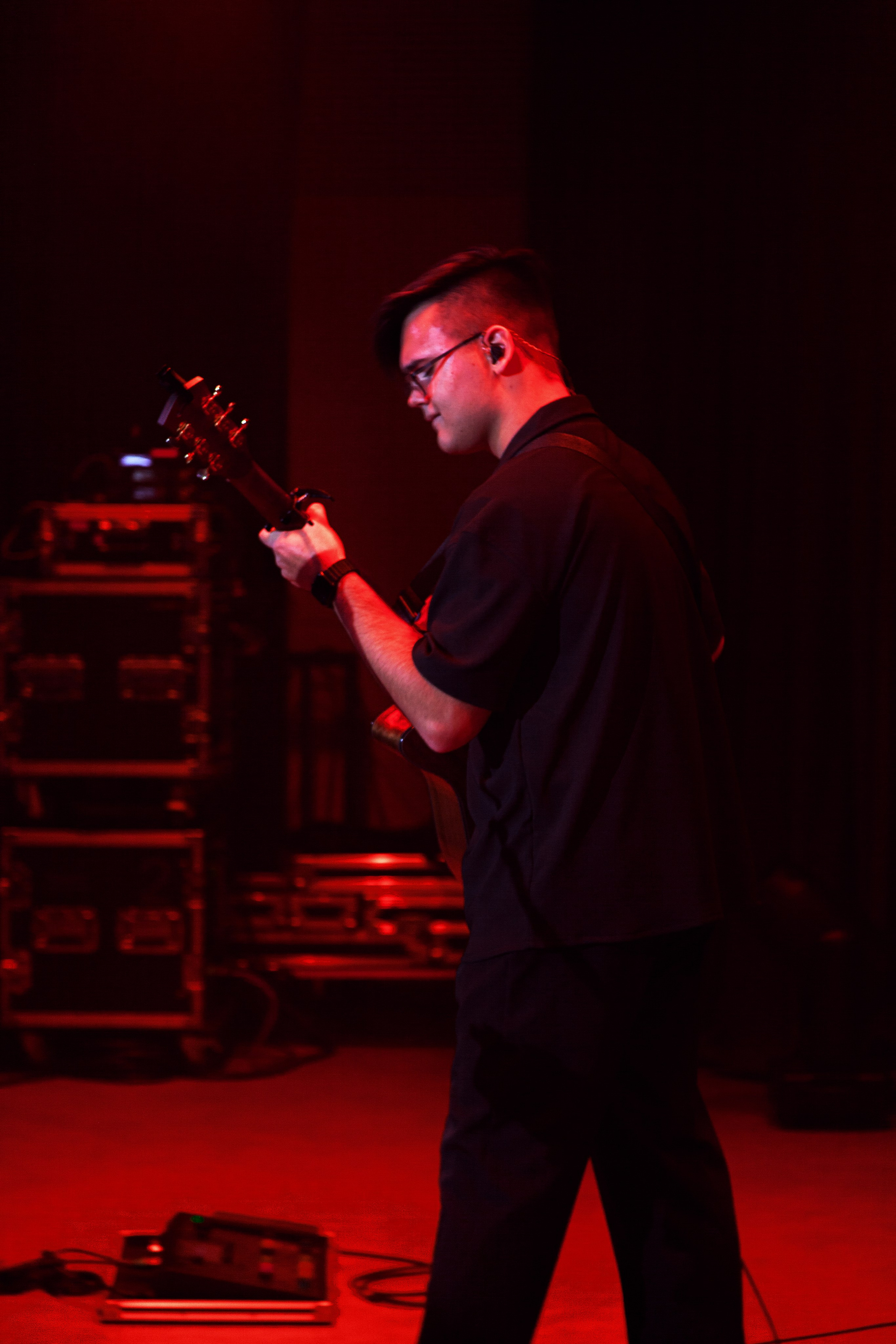 Дамир. Сольник Ноябрь 2025. Design Muginov