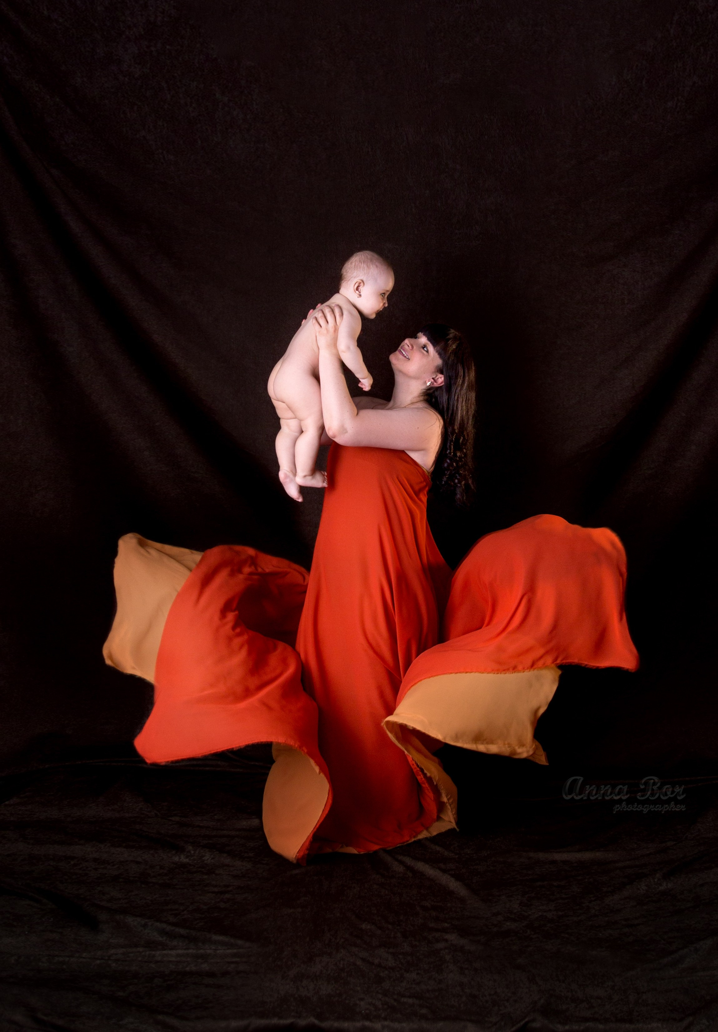 AveMamma (мама и дитя). Фотограф новорожденных, детей до года и беременных в Симферополе