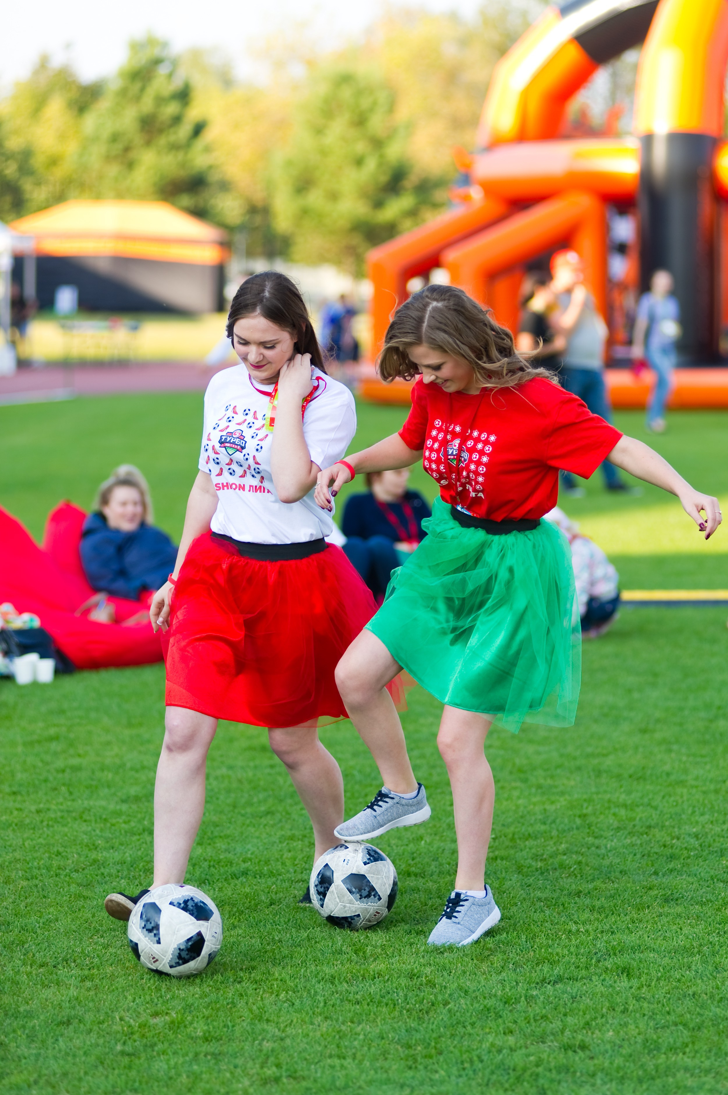Турбофутбол (корпоративное соревнование «Пятерочки»). Репортажный фотограф и видеограф Слава Думчев. Тимбилдинги, отчетники, корпоративы