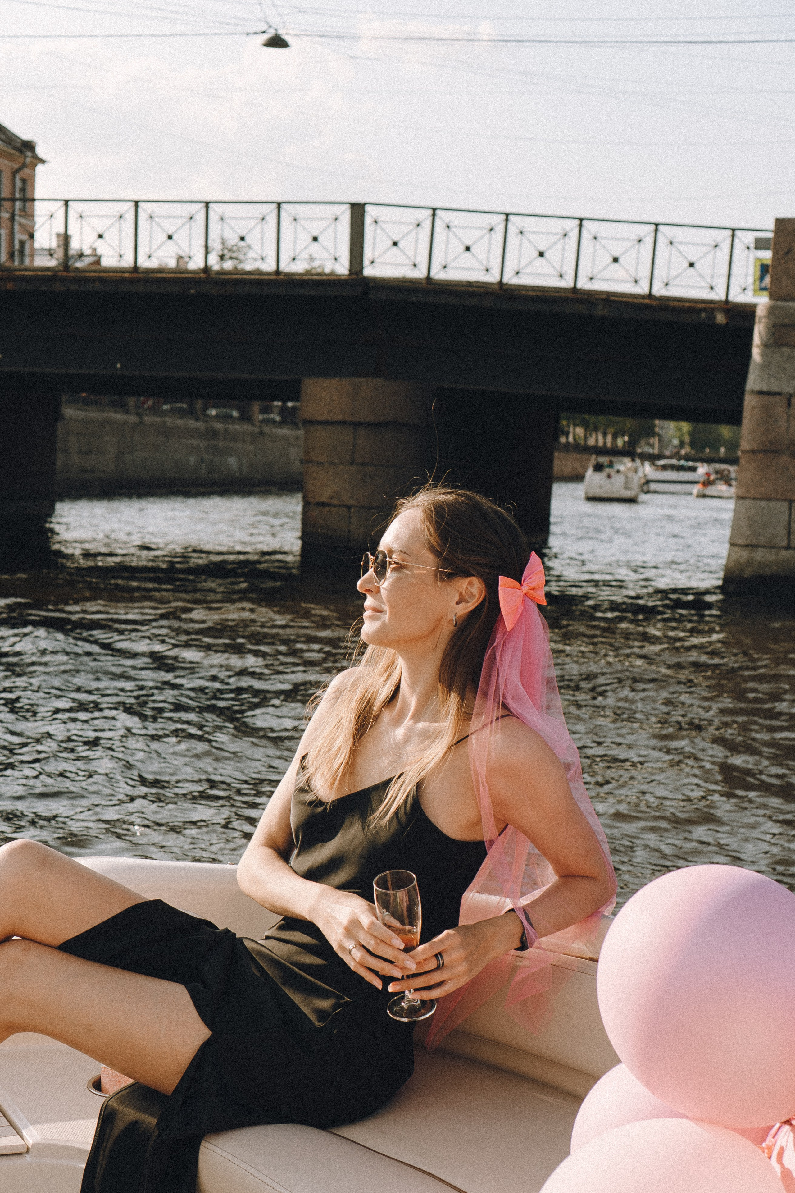 ДЕВИЧНИК НА КАТЕРЕ. Профессиональный фотограф, Санкт-Петербург — Виктория Богомолова