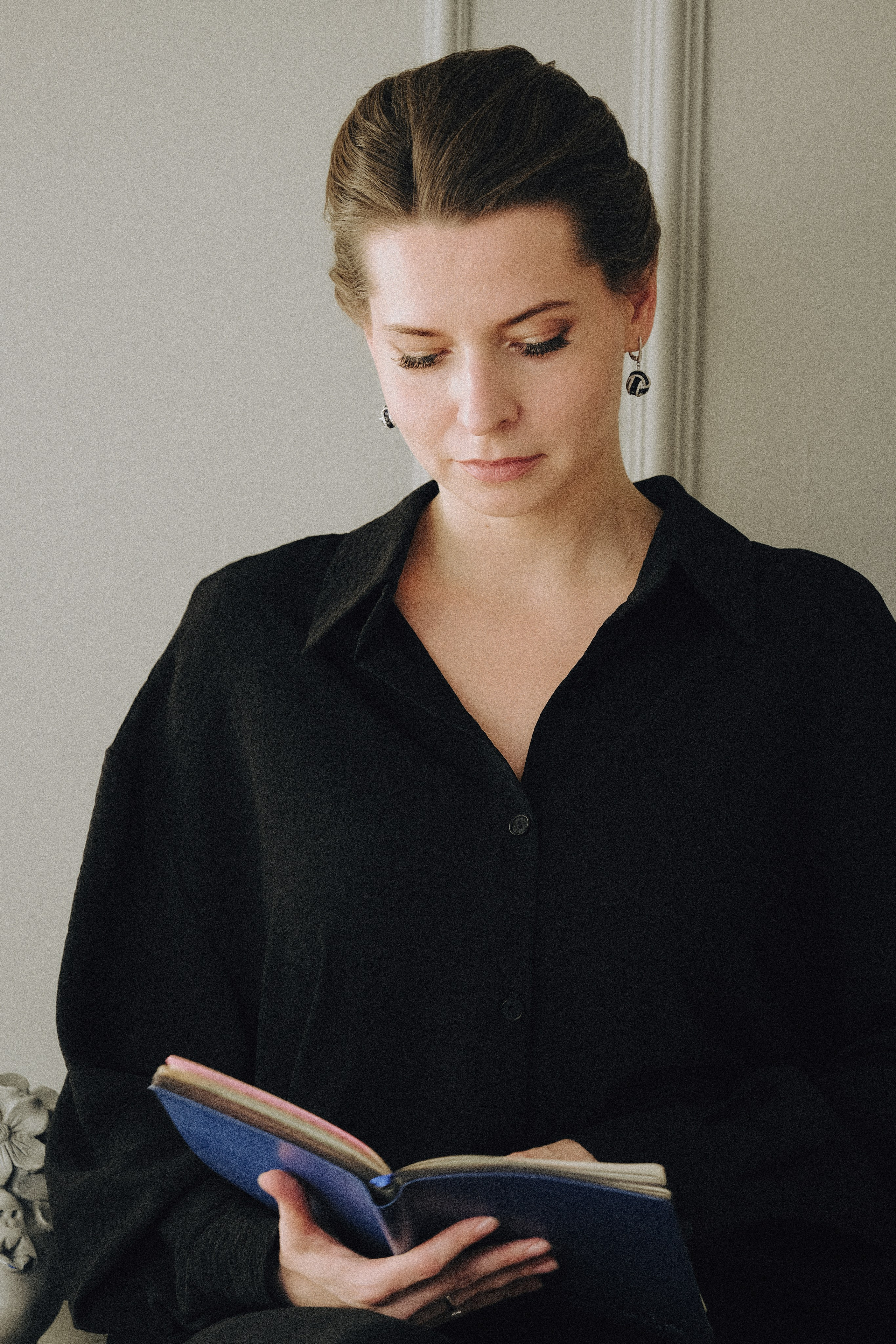 ФОТОСЕСИИЯ В СТУДИИ ДЛЯ ДЕВУШКИ ПСИХОЛОГА. Профессиональный фотограф, Санкт-Петербург — Виктория Богомолова