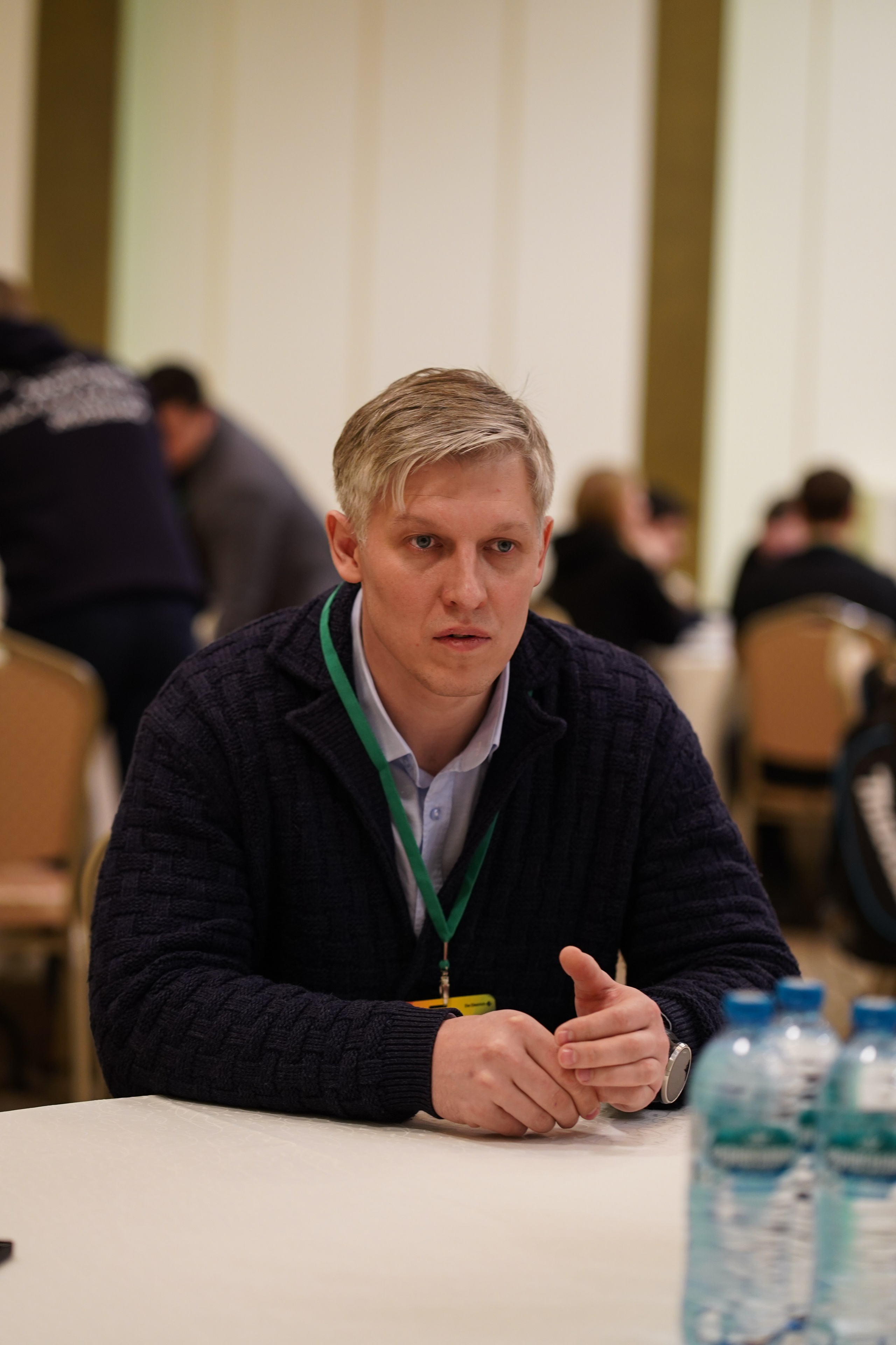 Малоэтажная страна конференция. Фотограф