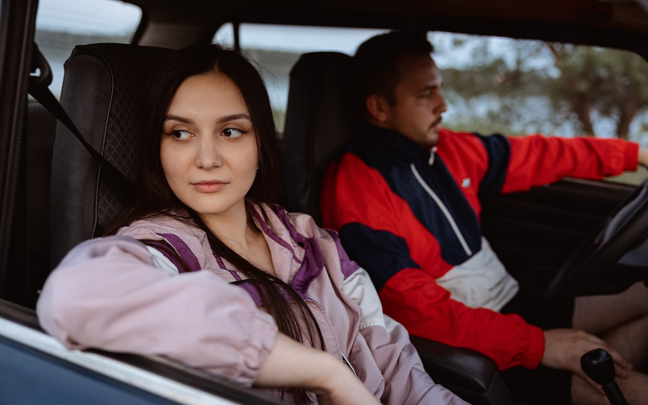 Красивые снимки lovestory с использованием BMW в Ярославле