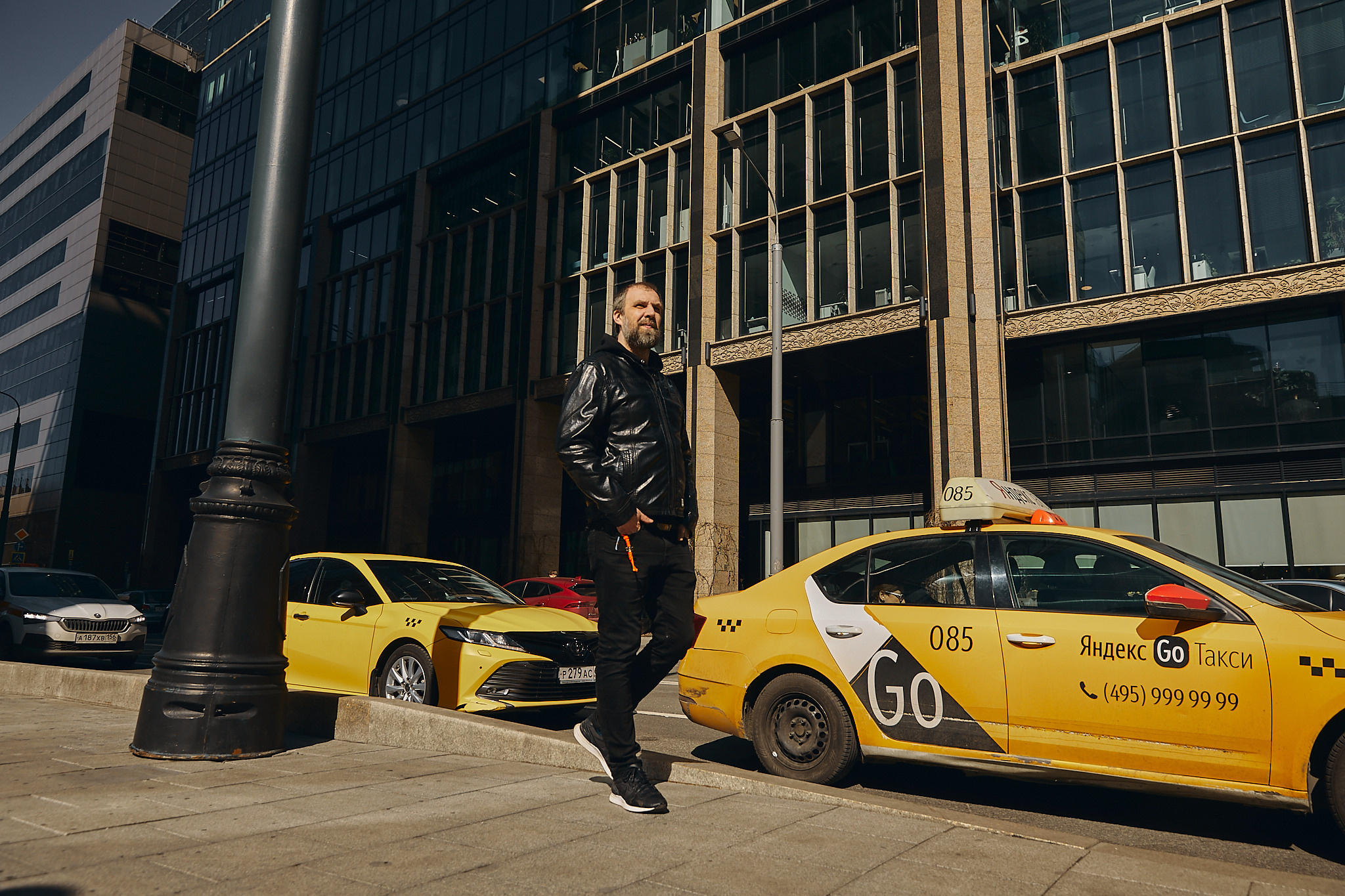 В поисках ритмов, диагоналей силуэтов. Семейный фотограф в Москве Вера Гук