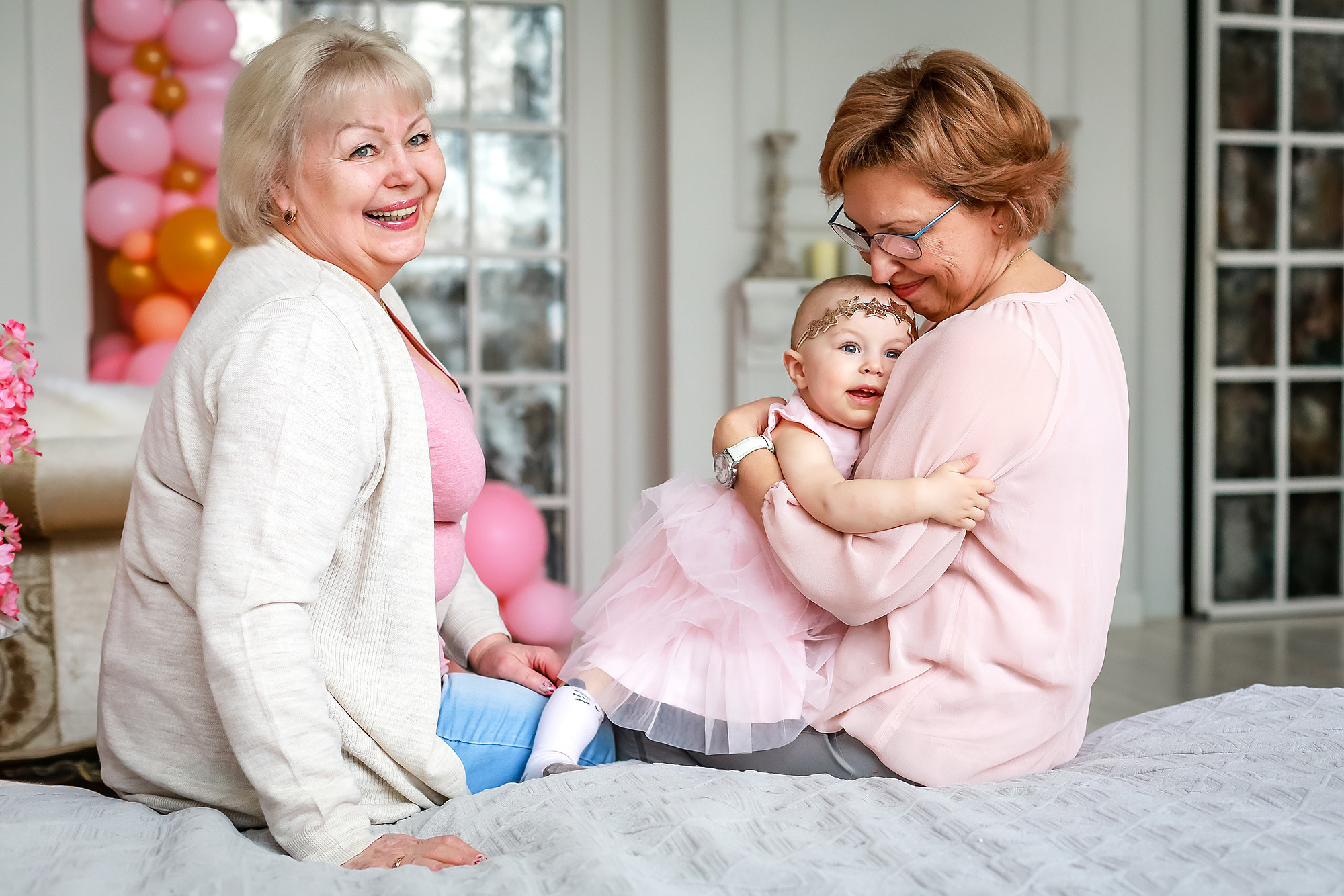 Сонечке год. Семейный фотограф в Москве Вера Гук