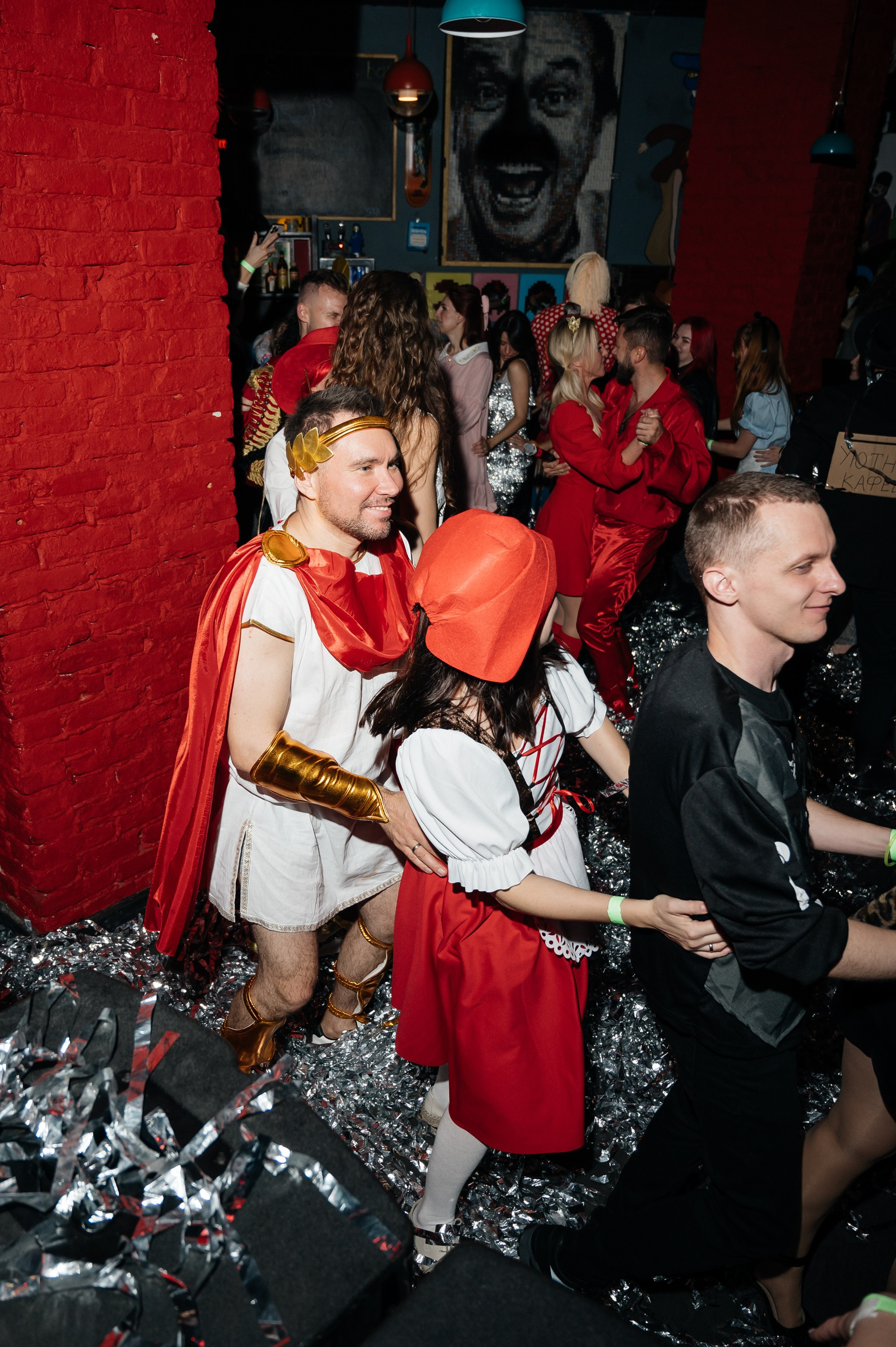 Репортажный фотограф на корпоратив и другие мероприятия. Свадебный и семейный фотограф в Краснодаре Марина Стёпа