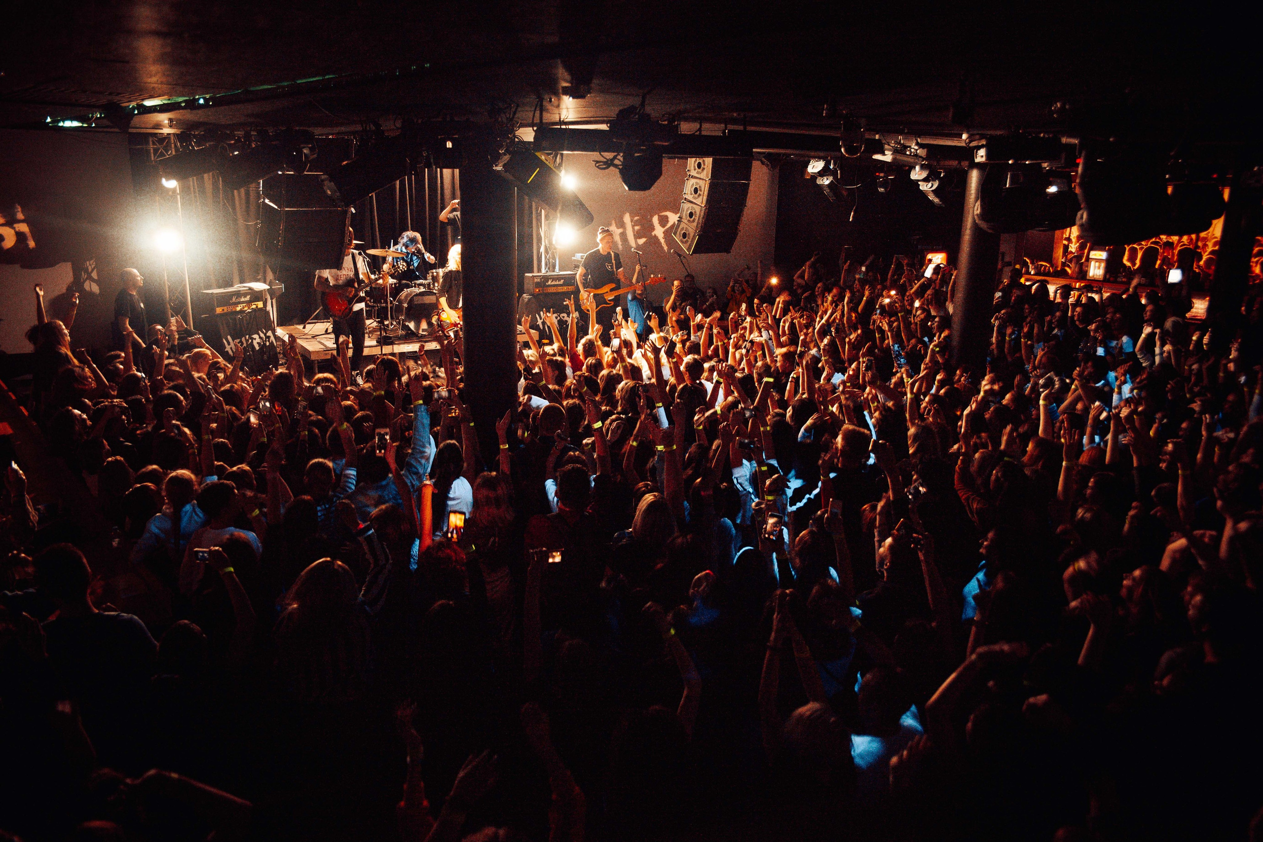 Концерт «Нервы». Ваш репортажный фотограф Артемий Антонов