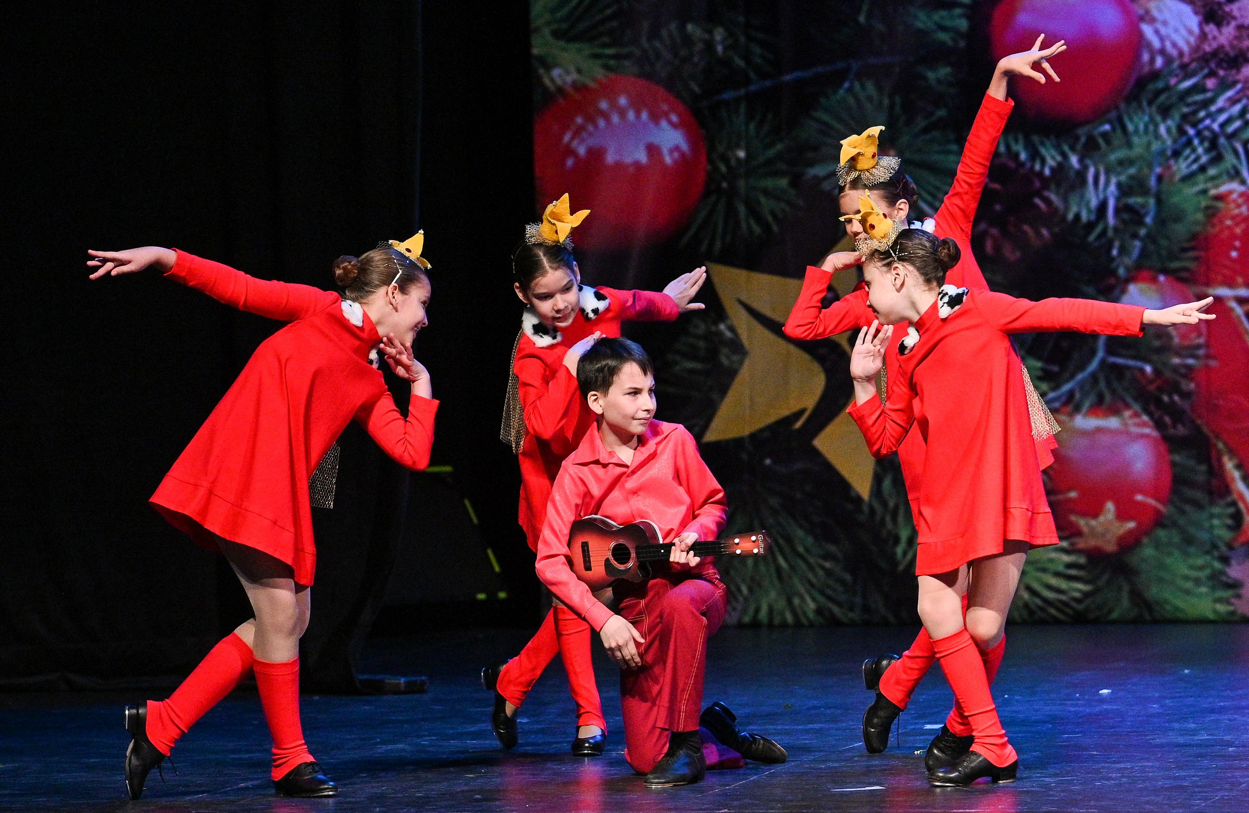 14.11.2024 «Новогодний Звездопад Талантов» Фестивальное движение «Шаг к мечте» г. Москва. Медиастудия Фото Концепт