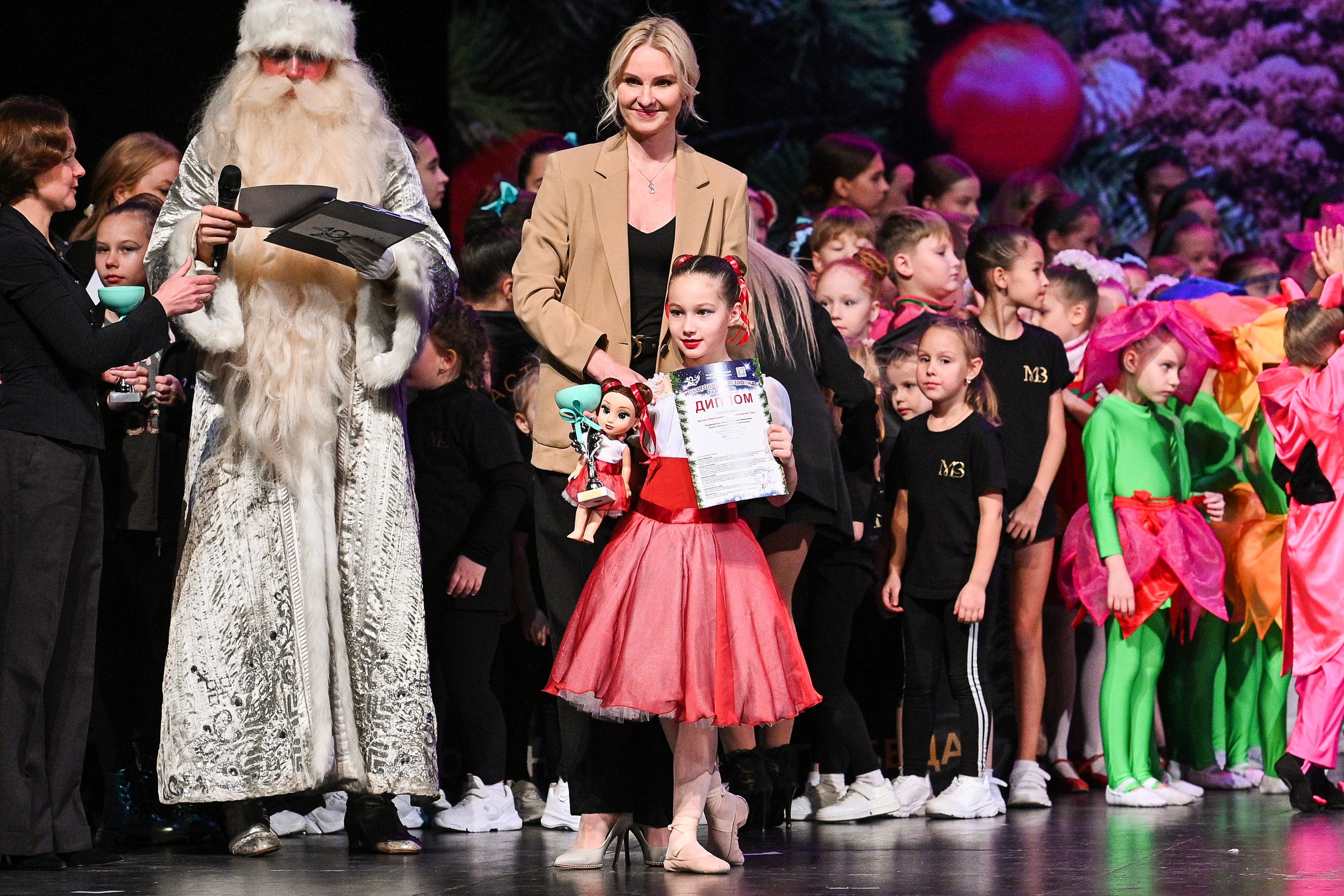 14.11.2024 «Новогодний Звездопад Талантов» Фестивальное движение «Шаг к мечте» г. Москва. Медиастудия Фото Концепт