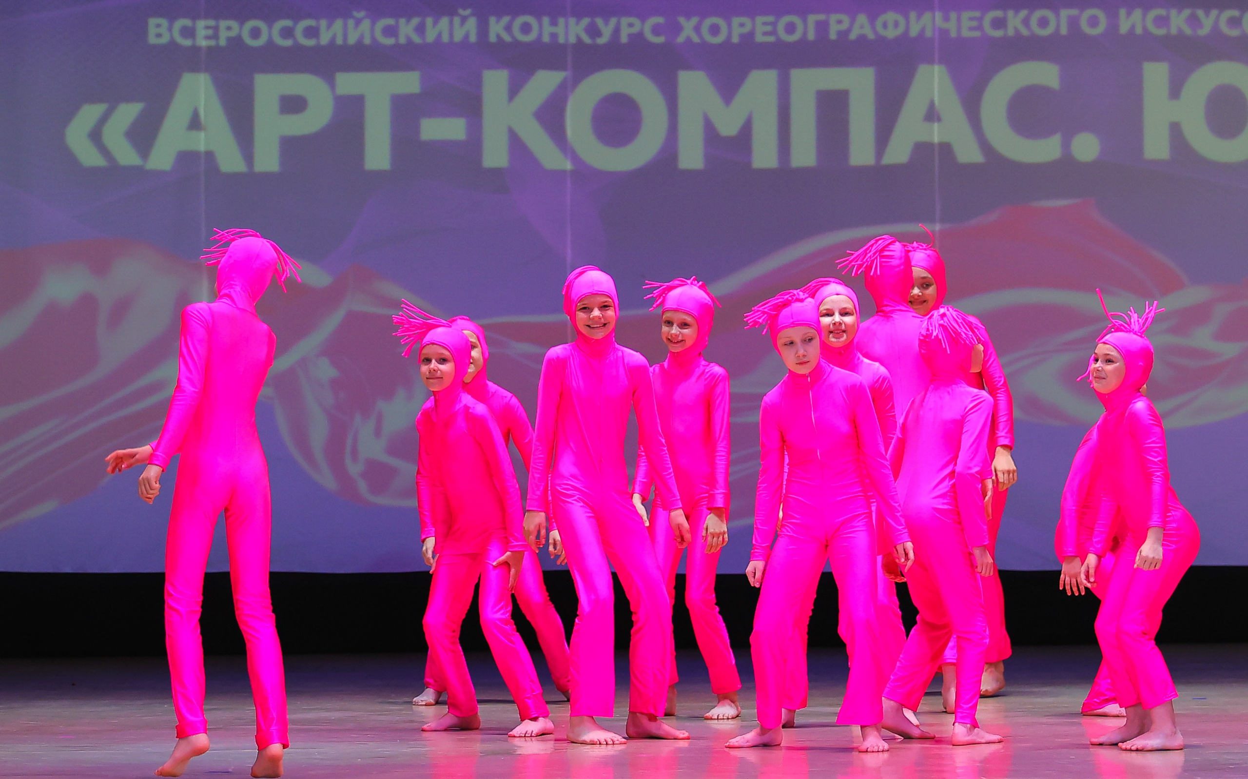 26.04.2025 Фестиваль хореографического искусства «АРТ-КОМПАС.ЮГ» г. Волгоград. Медиастудия Фото Концепт