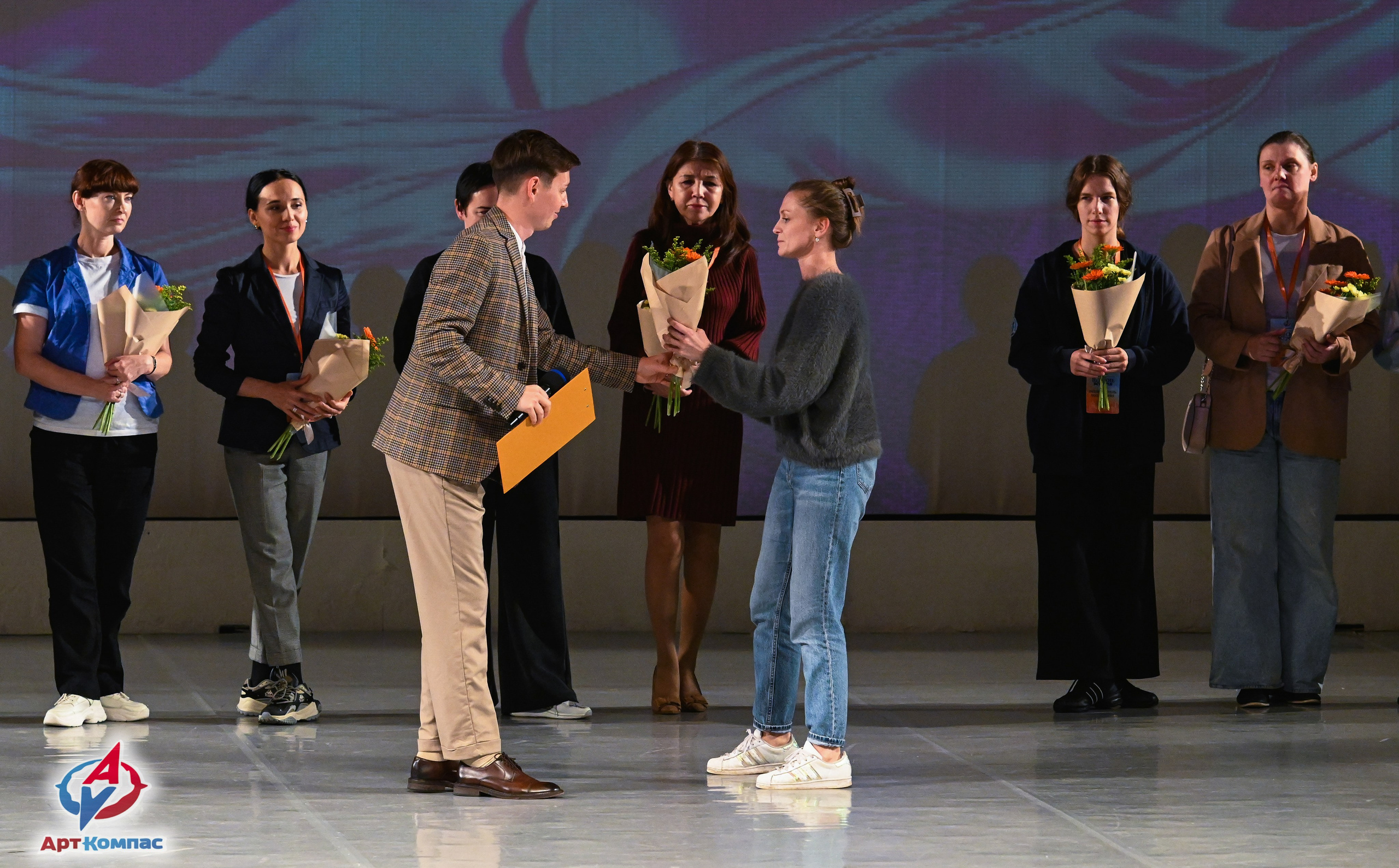 05.10.2025 Всероссийский фестиваль талантов «НЕВСКИЕ ВСТРЕЧИ» г. Санкт-Петербург. Медиастудия Фото Концепт