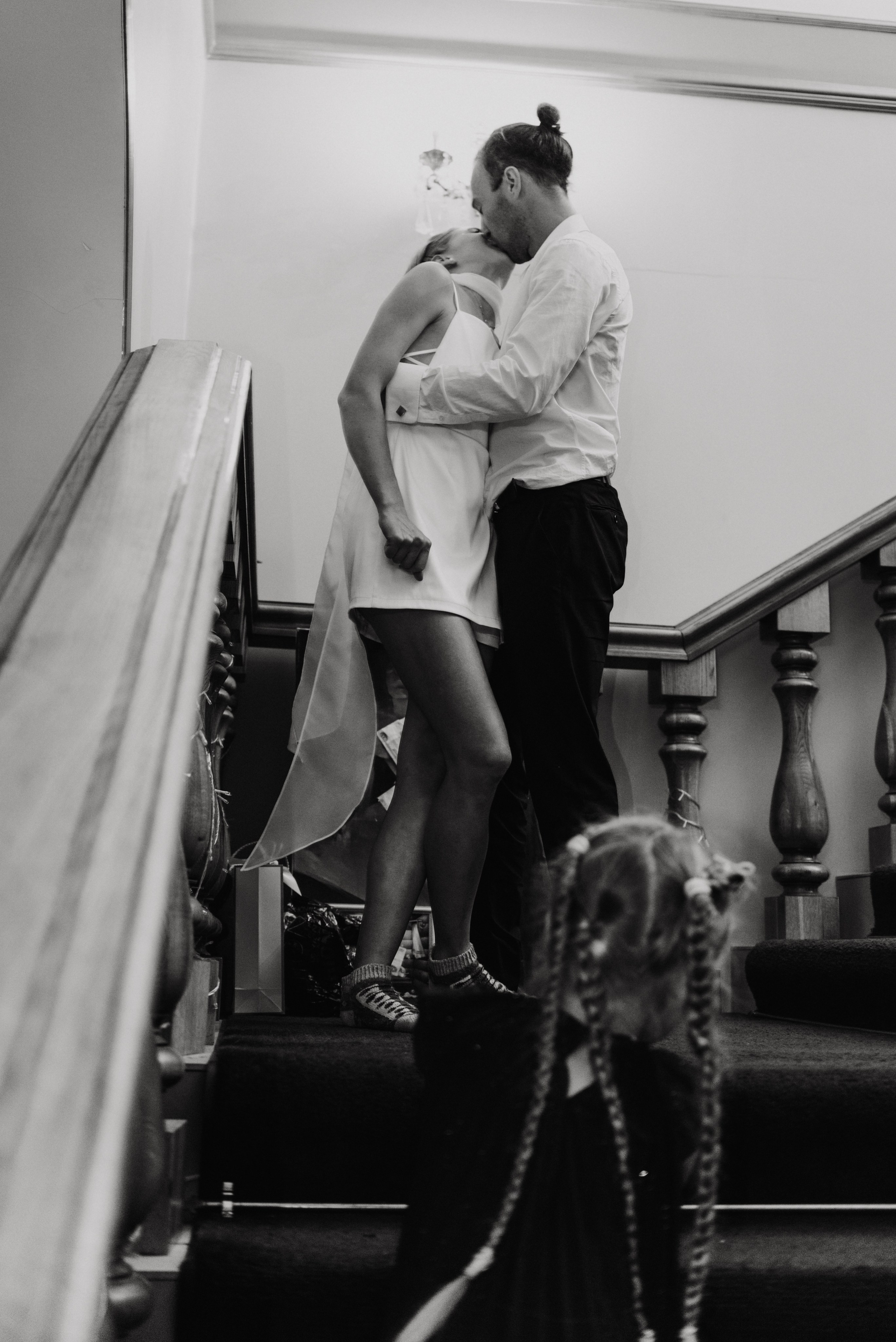 Камерная загородная свадьба в коттедже. Анастасия Петрович фотограф, фотокорреспондент в Москве и Санкт-Петербурге. Фотосъёмка репортажа, мероприятия, корпоративная съёмка, контент