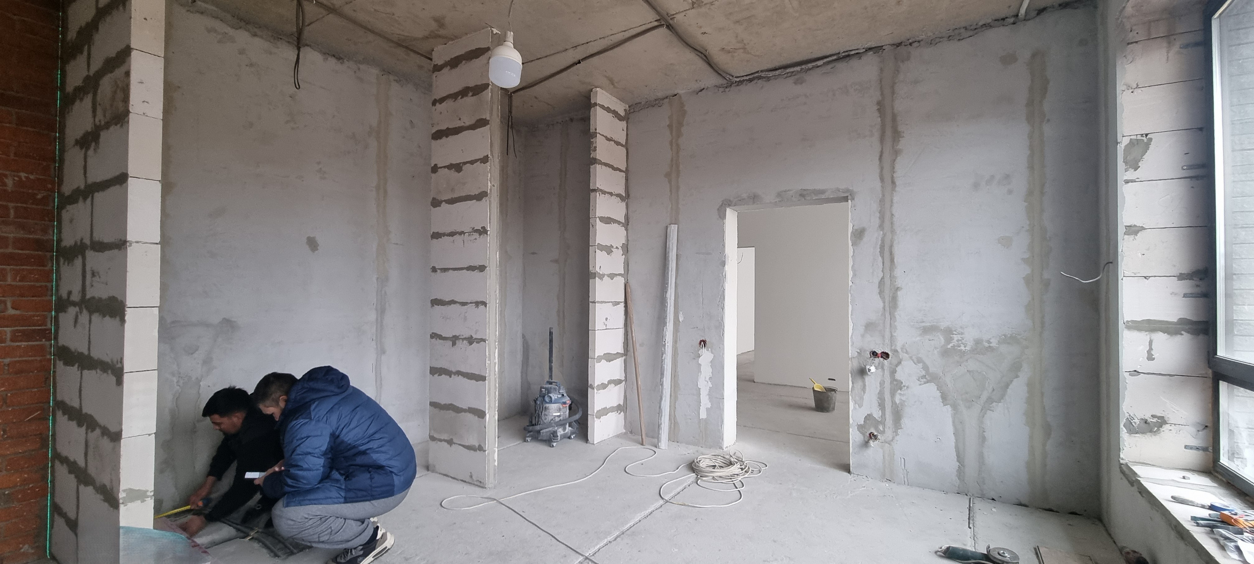 Гидроизоляция и разметка коммуникаций в ванной комнате объекта МД-006