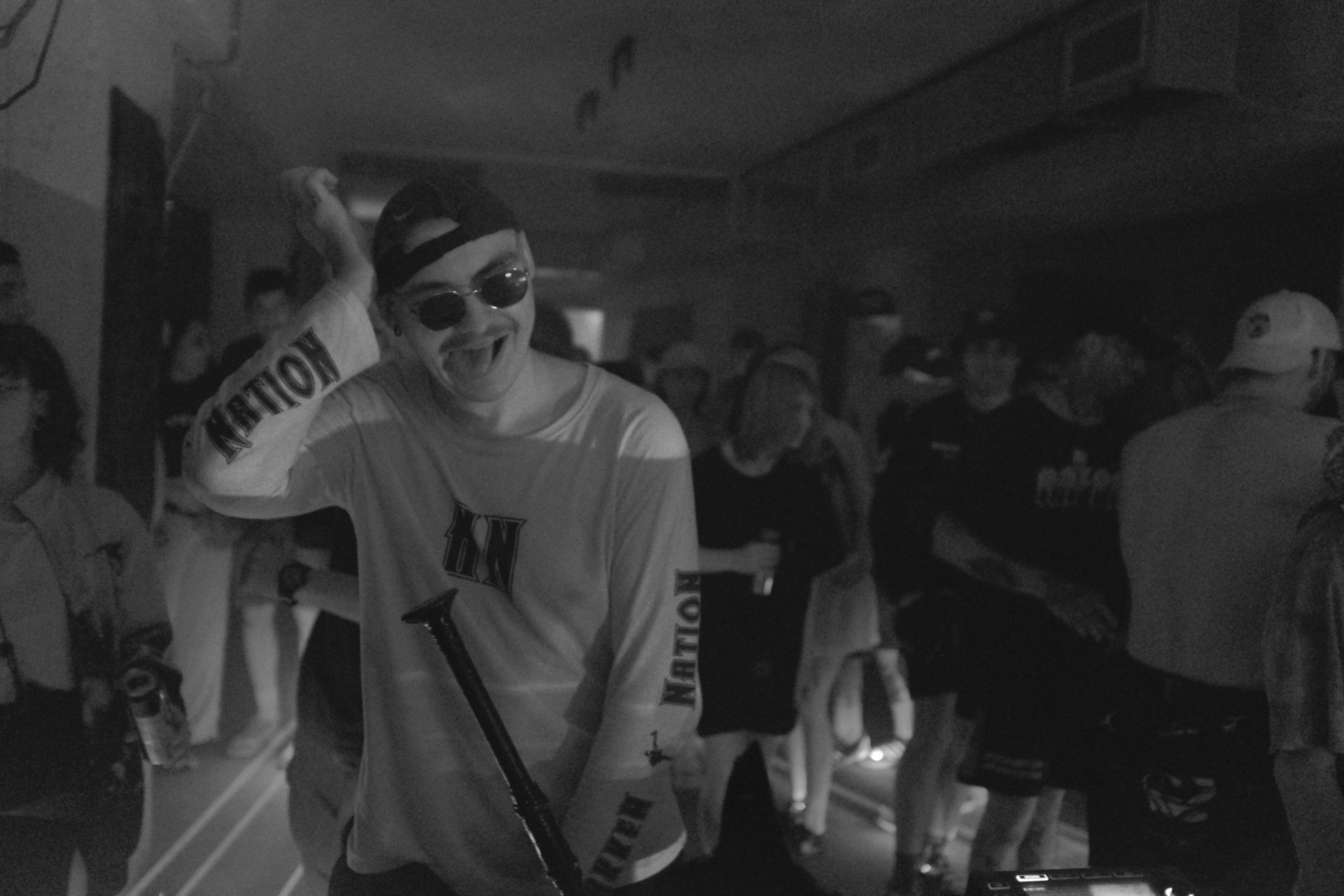 EBASHNYA. 19 июля 2025. Хардкор-габбер туса от команды Башня. Репортажный фотограф в Санкт-Петербурге Даниил Могута