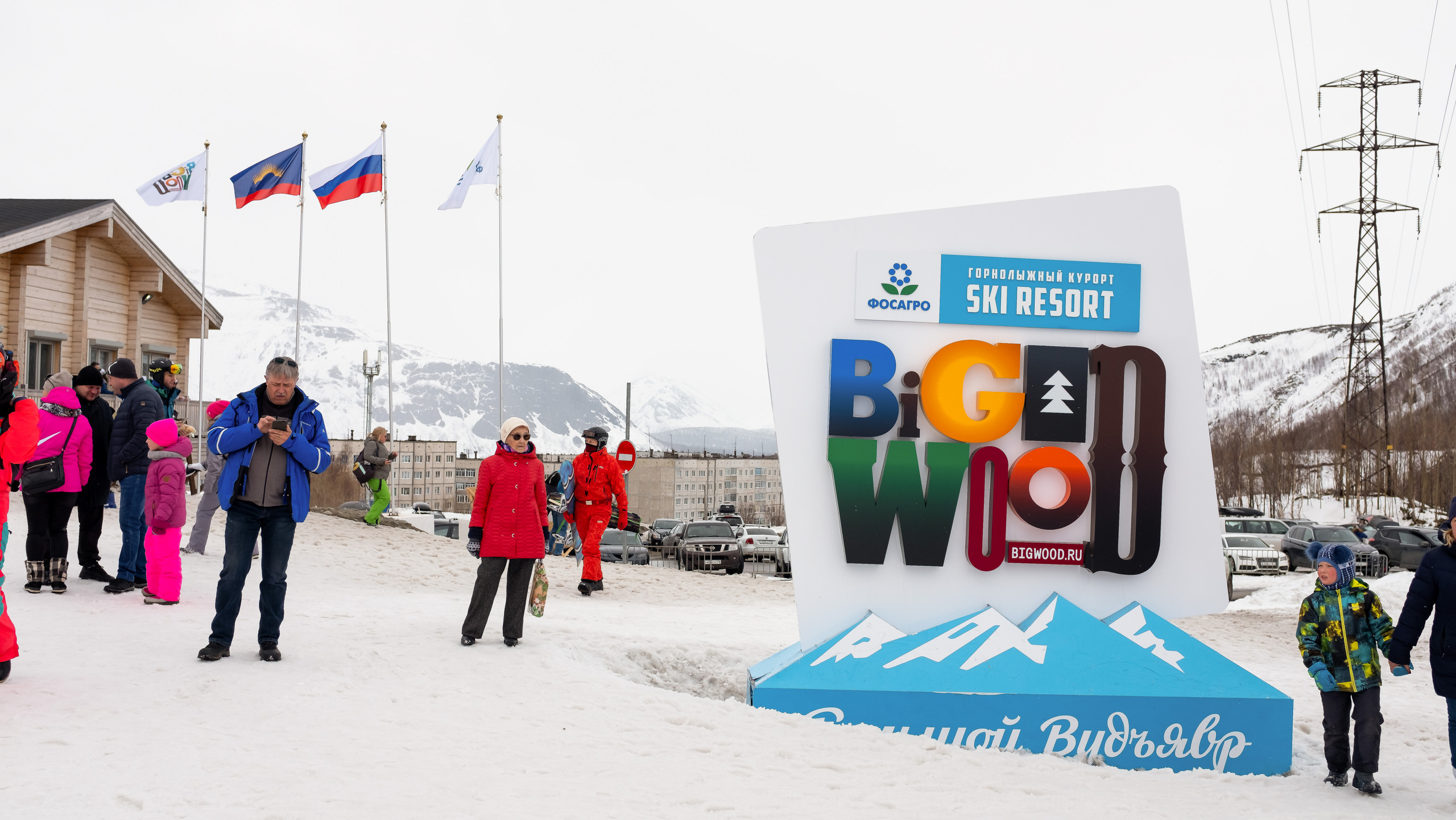 Хибины-Бикини. Репортаж — Бэки — Портреты. Москва, СПб. Алексей Назаров