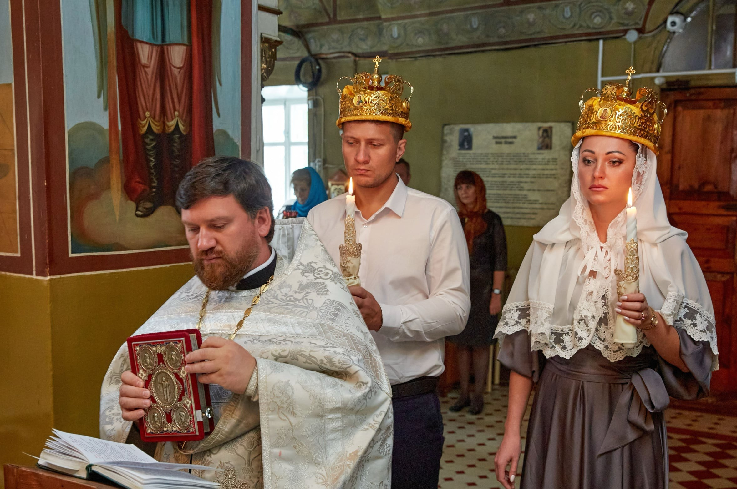 традиции и обычаи венчания.jpg