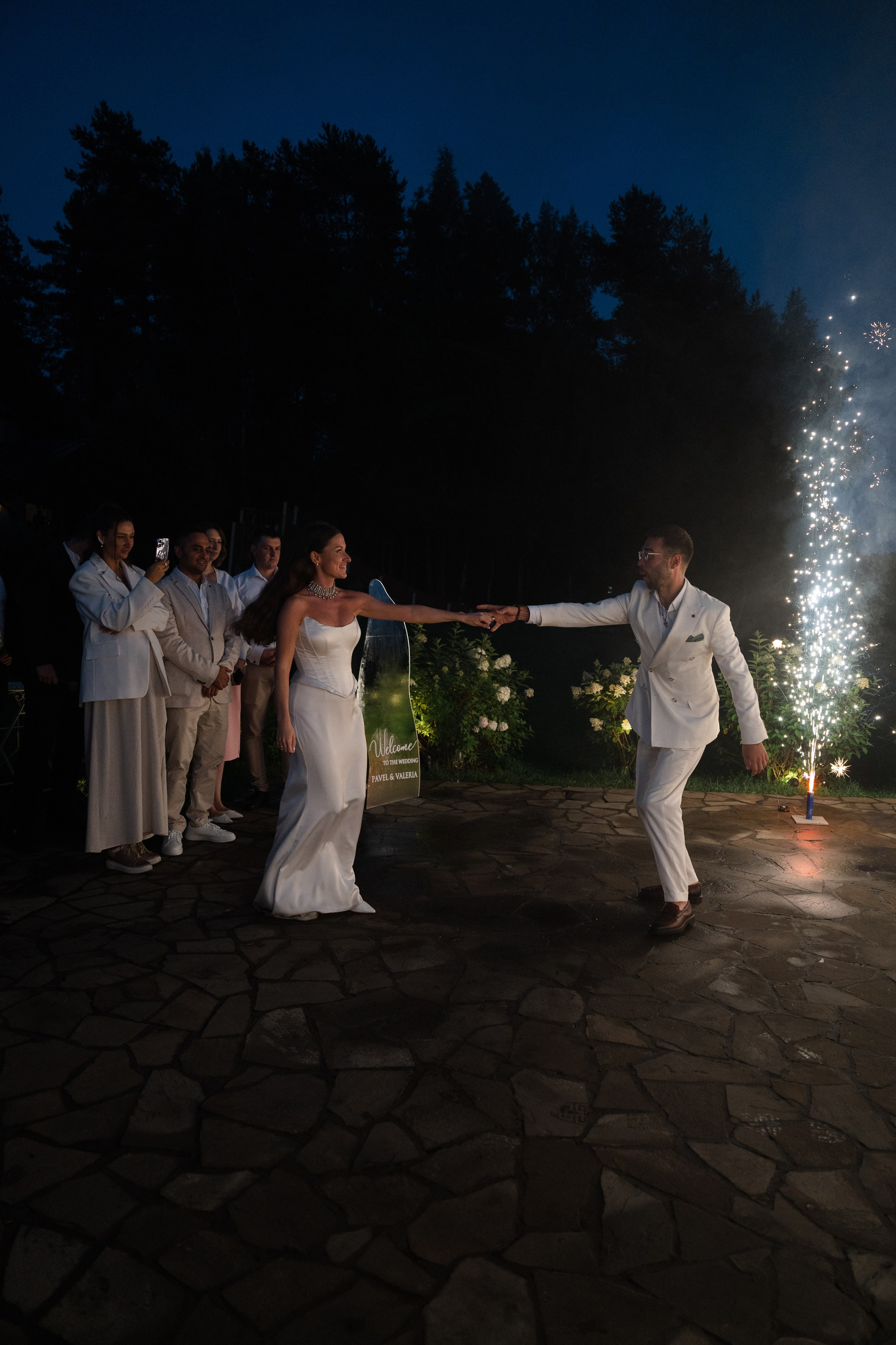 Валерия & Павел. Яркая свадьба в стиле модерн на природе. Свадебный фотограф организатор в Санкт-Петербурге Ассоль Опарина