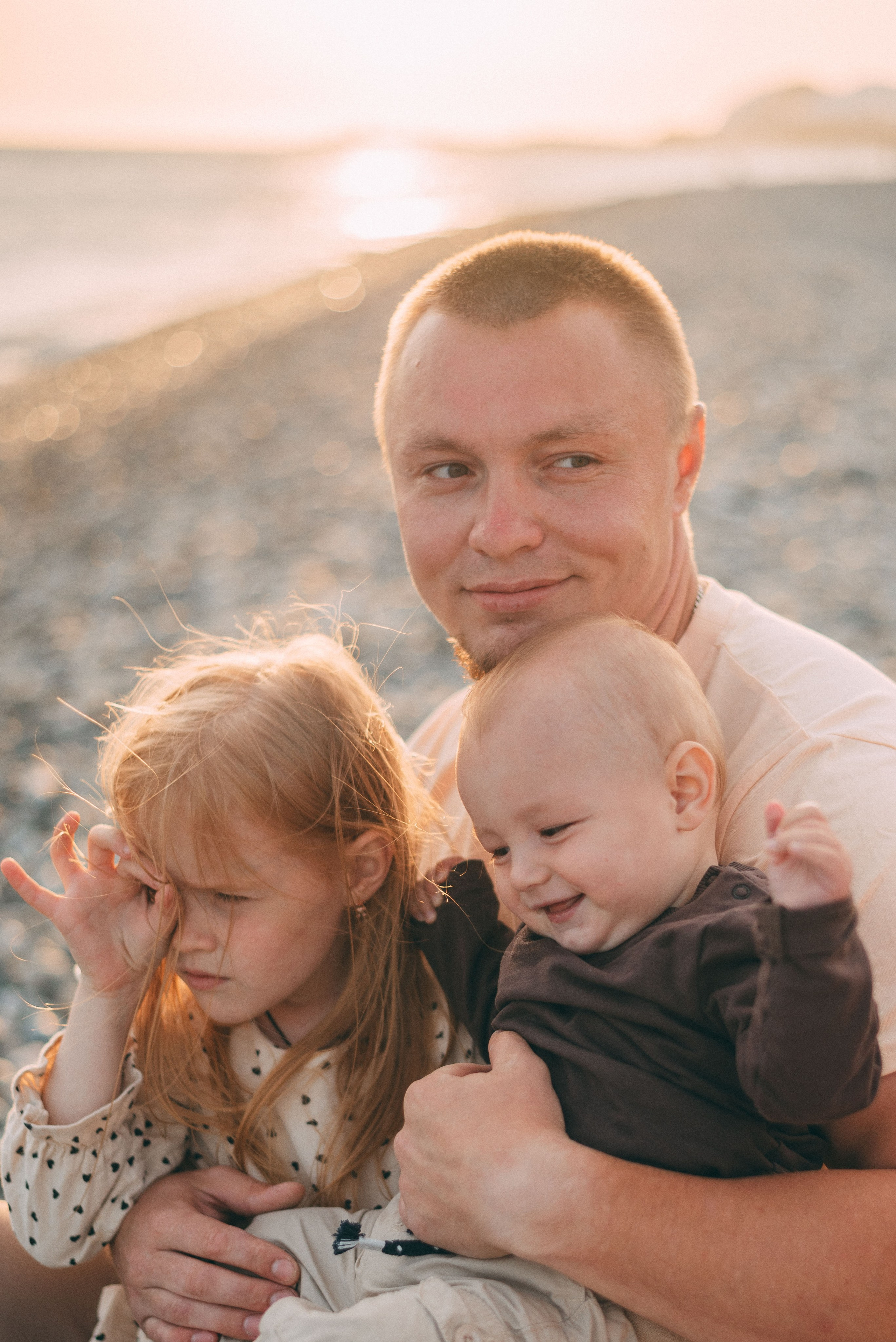 Семейная съемка на берегу моря. Фотограф в Сочи — Маргарита Поганова