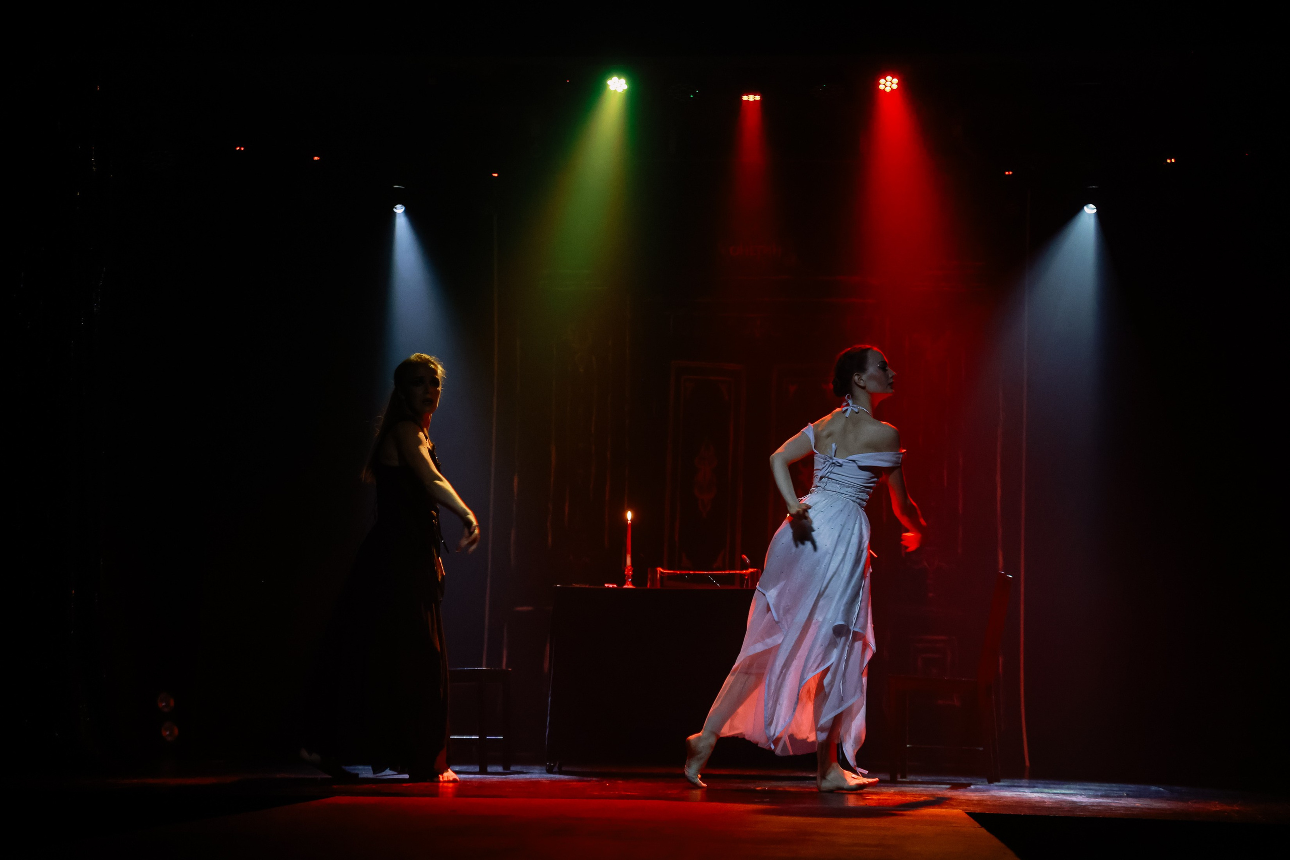 Пластический спектакль Онегин _ IVEX. Фотограф Юлия Мальцева