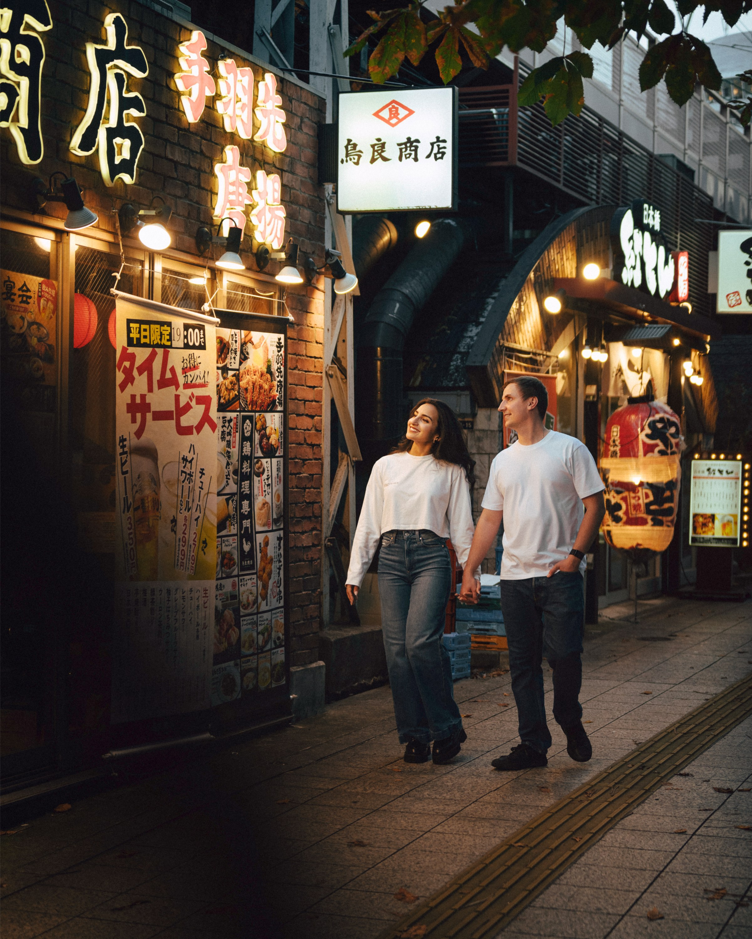 Pasha & Tamen. Photographer in Tokyo Anatolii Ozarto