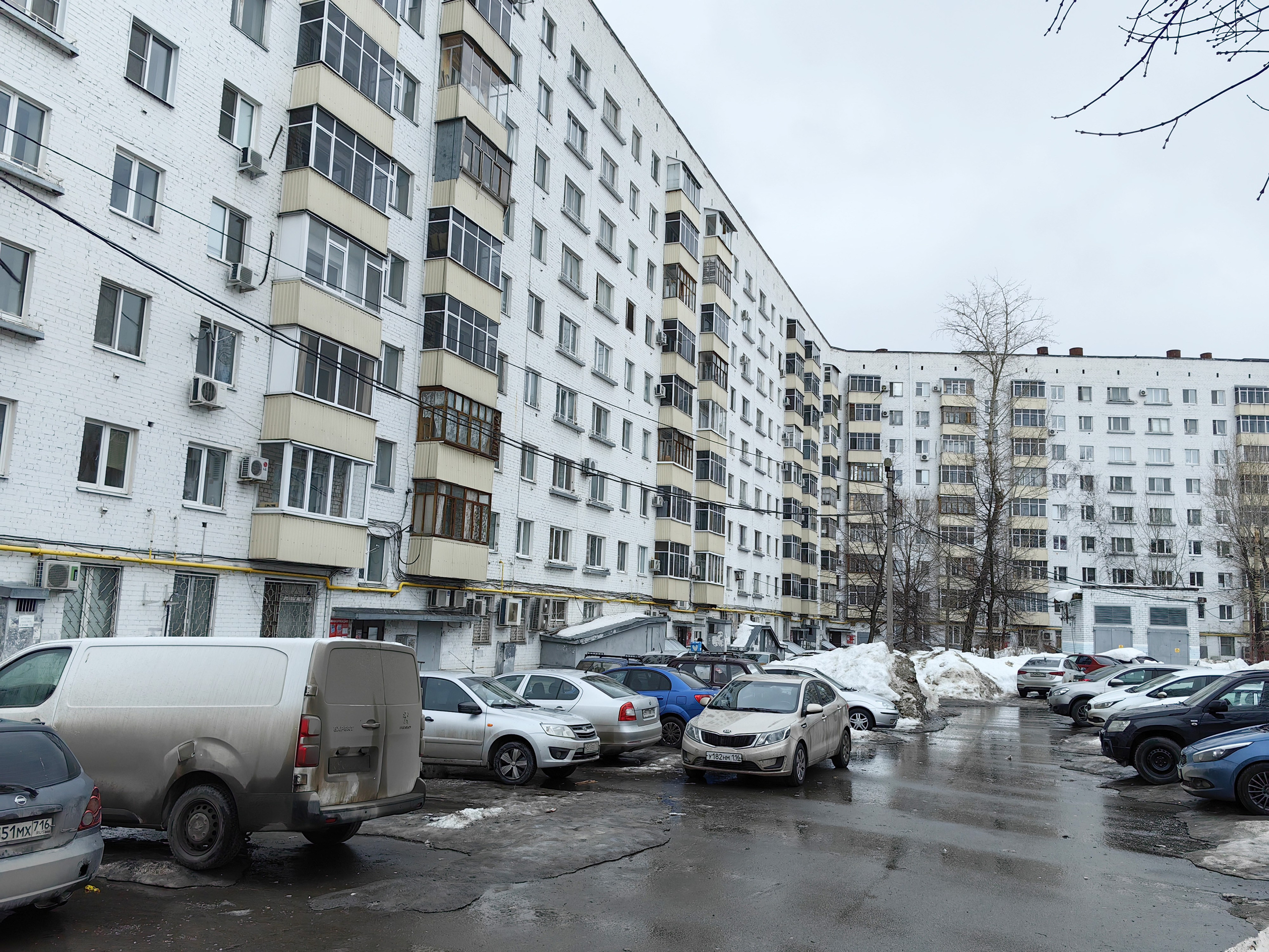 Съемка квартиры, интерьерная съёмка. Олейник Денис — предметный фотограф, фотограф для маркетплейсов в Казани