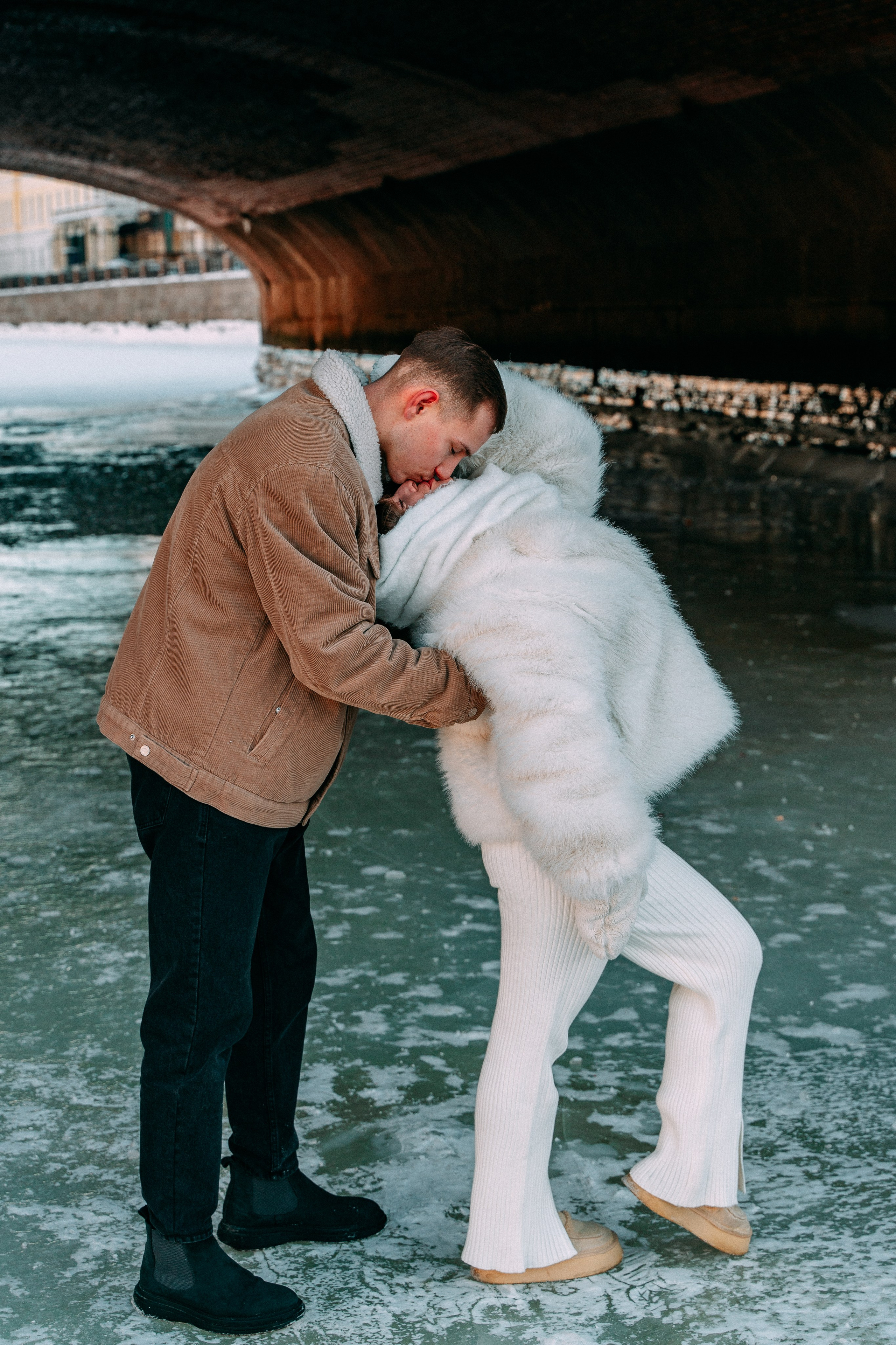 Лавстори на льду по рекам и каналам Санкт-Петербурга