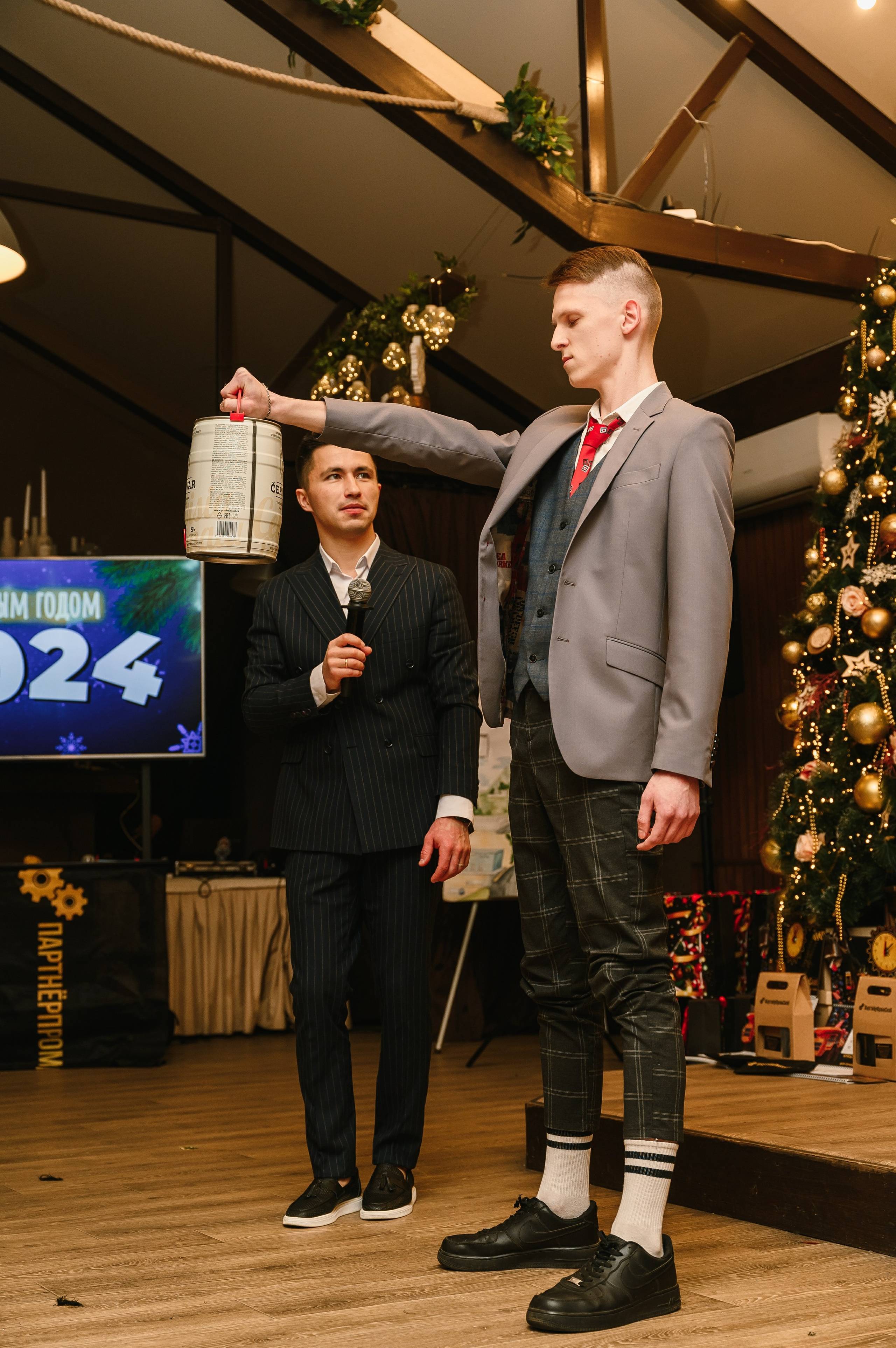 Новогодний корпоратив в «Алых парусах». Wedding and family photographer USA