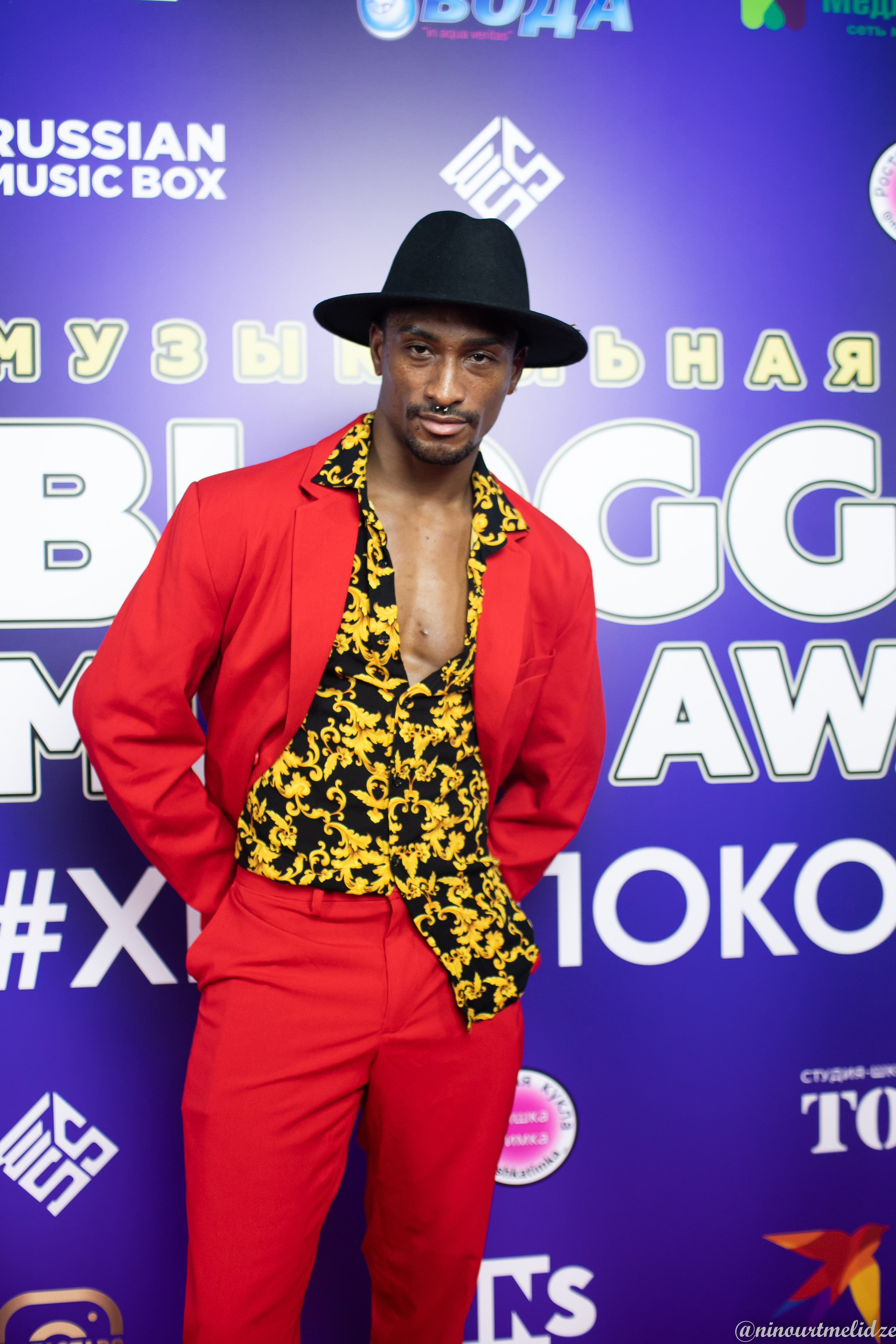 Music box награждение. Art photographer Nino