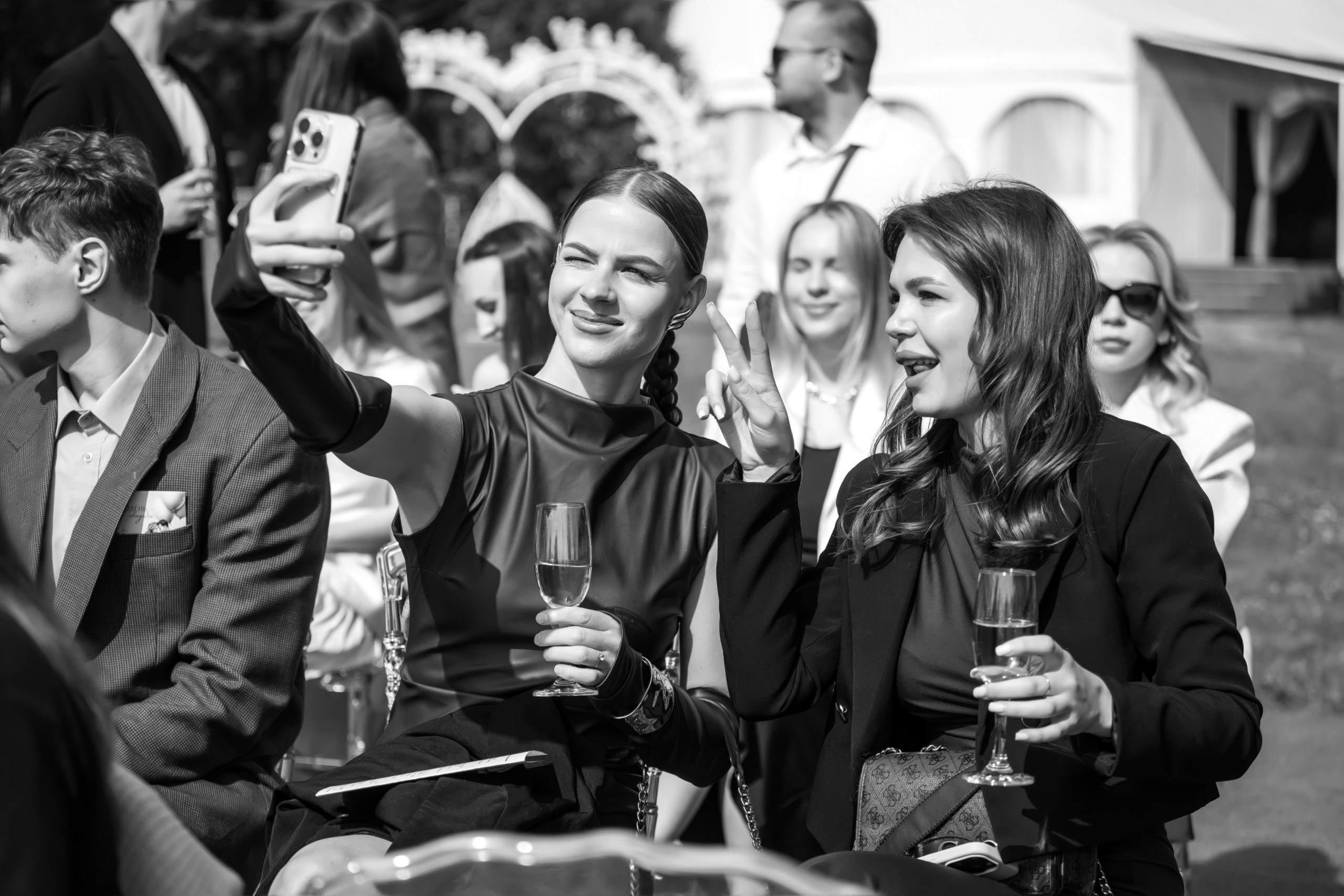 А | А. Любовь, танцы и котики 🐾. Свадебный фотограф Настя Шелл г. Череповец