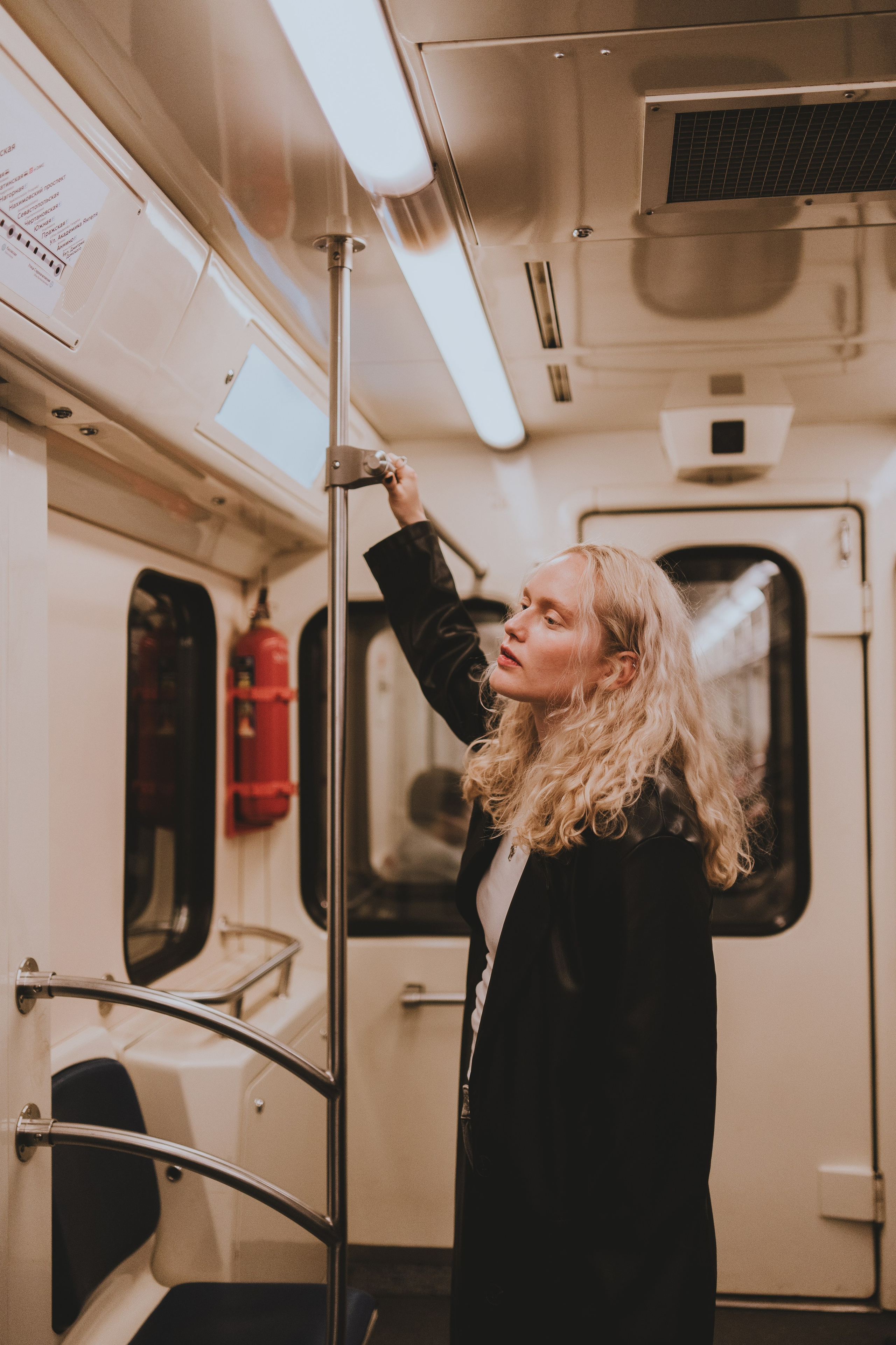 В метро. Фотограф в Москве и МО Ангелина Фоминых