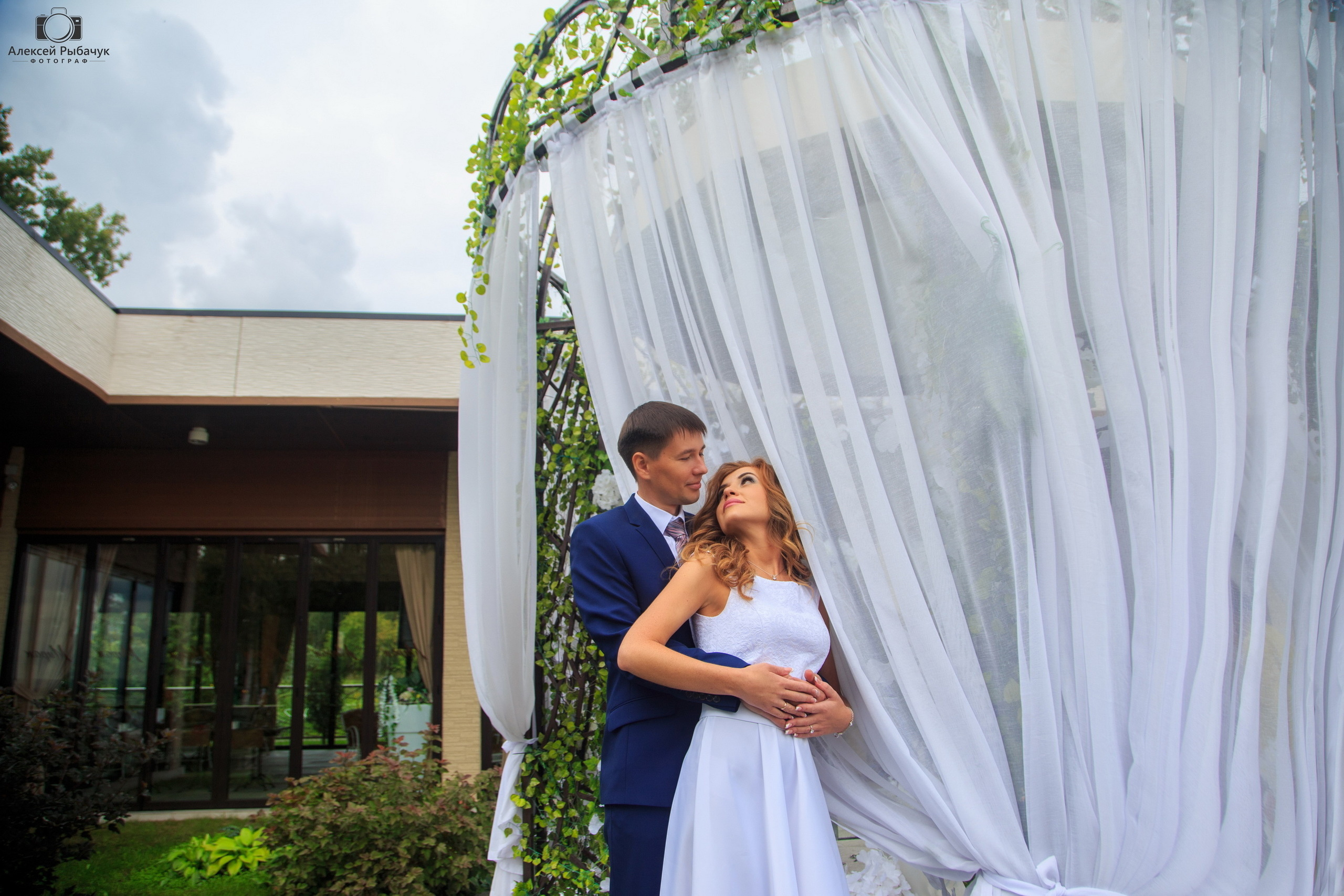 Свадебная фотосессия в Иркутске. Фотограф видеограф Иркутск фото видео студия Алексея Марамзина