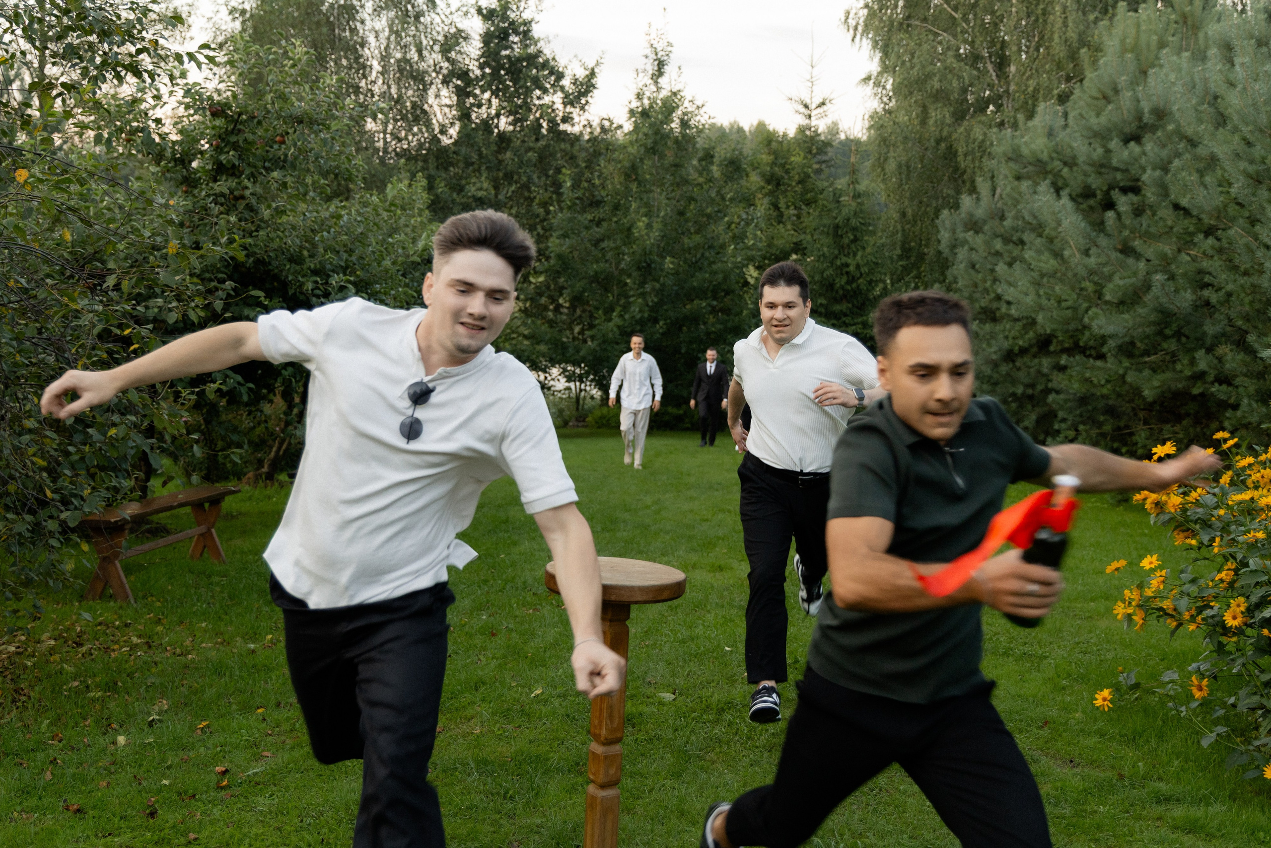 Свадебная фотосессия в агроусадьбе Лабодянка в Минске. Свадебный фотограф в Минске/Беларуси Сергей Спиридонов