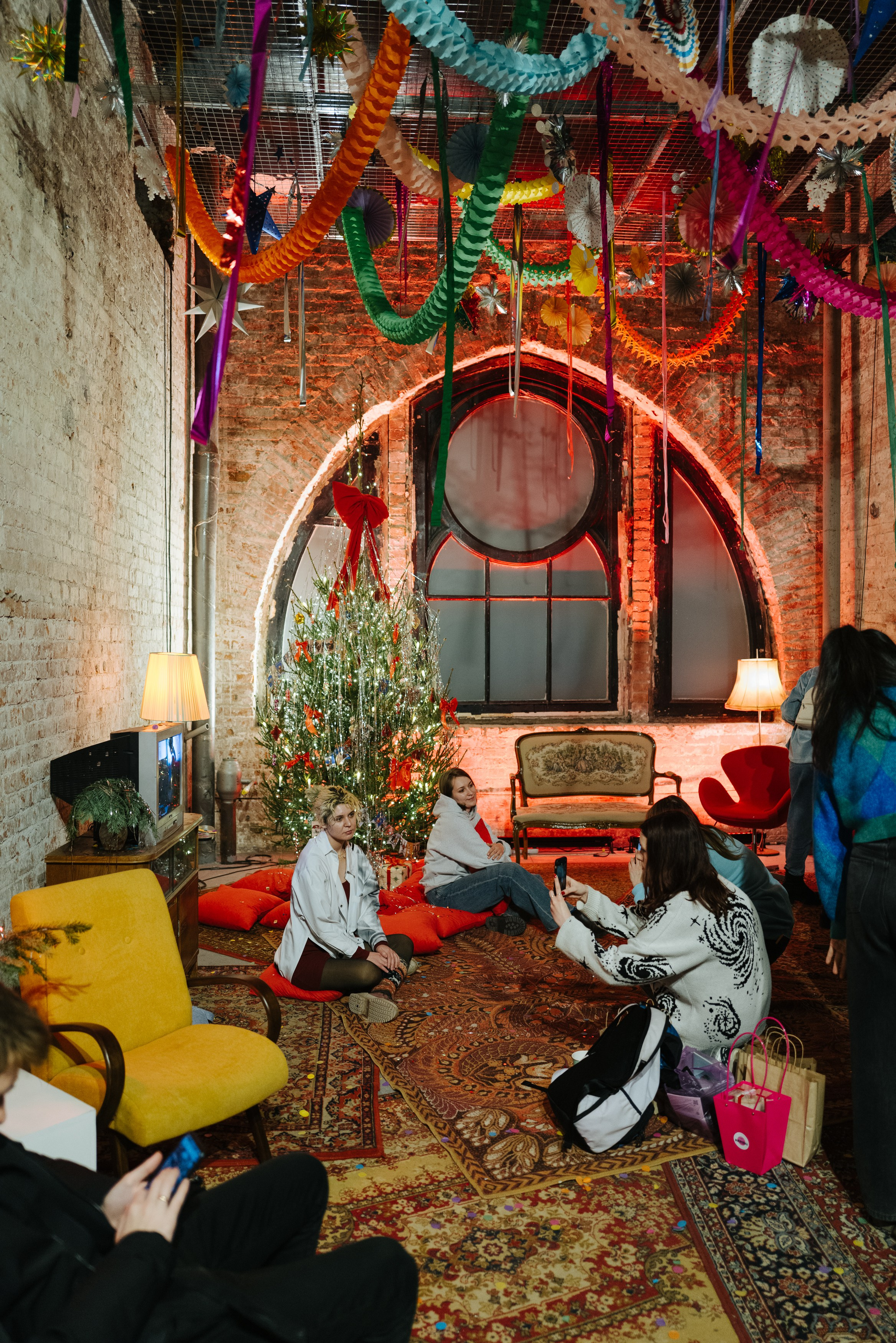 21 декабря 2024 в Типографии Сытина / фото Валерий Белобеев. Фотоотчеты «Ламбада-маркета»