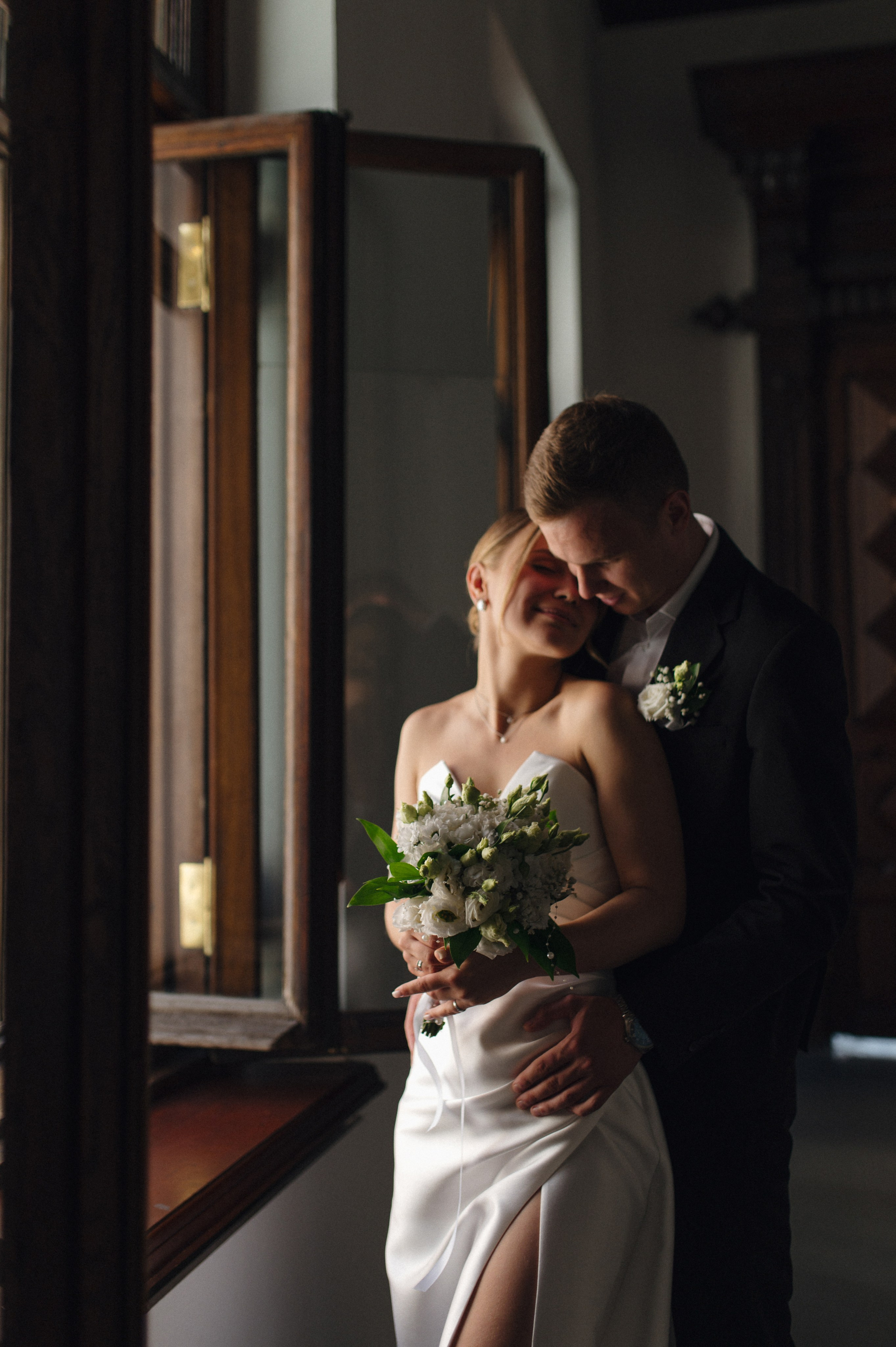 Полина и Егор. Особняк Спиридонова. Свадебный фотограф Москва и Санкт-Петербург. Анастасия Чудина
