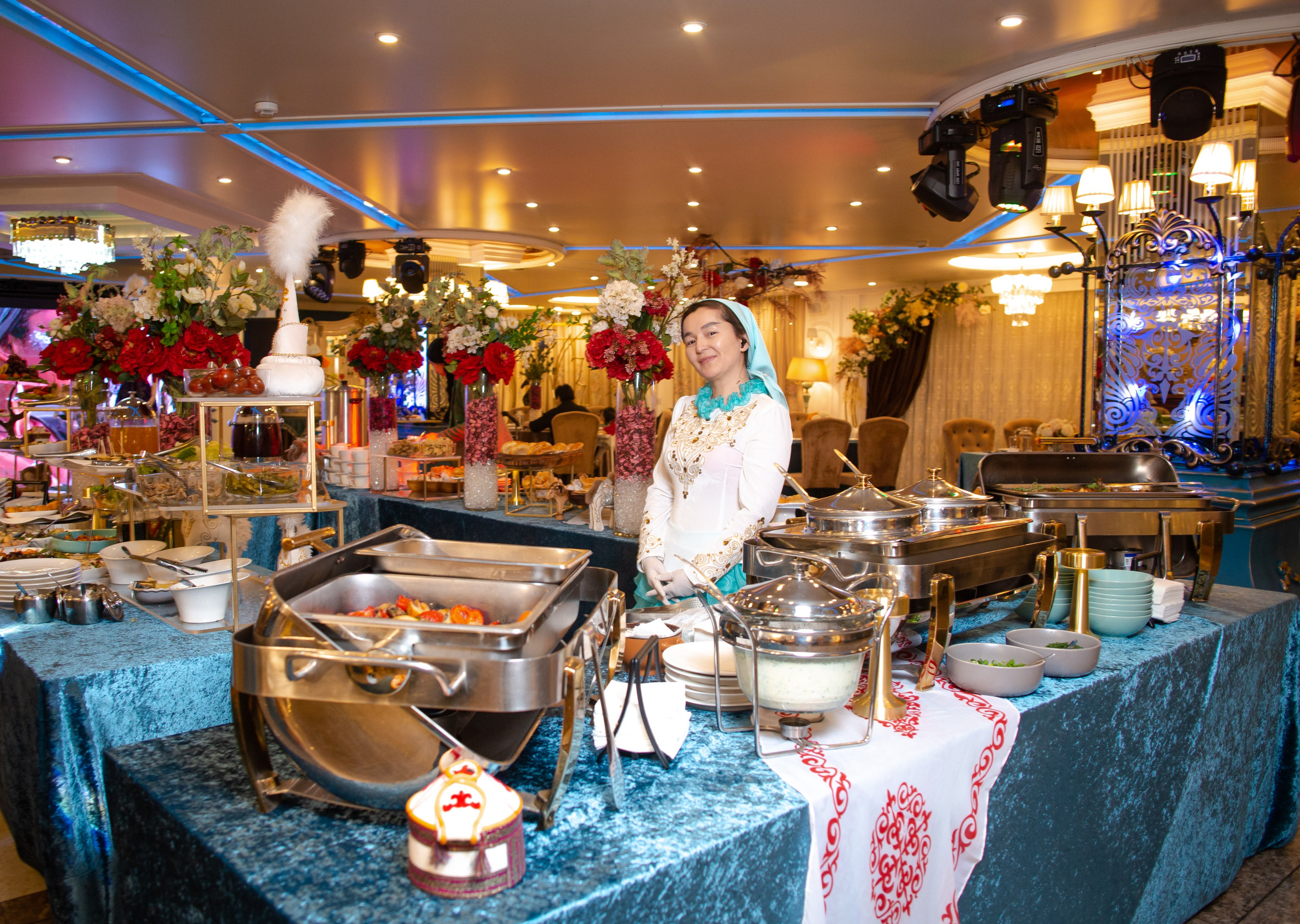 Ифтар в ресторане «Форт Верный». Коммерческий и репортажный фотограф в Алматы — Jora Abramov