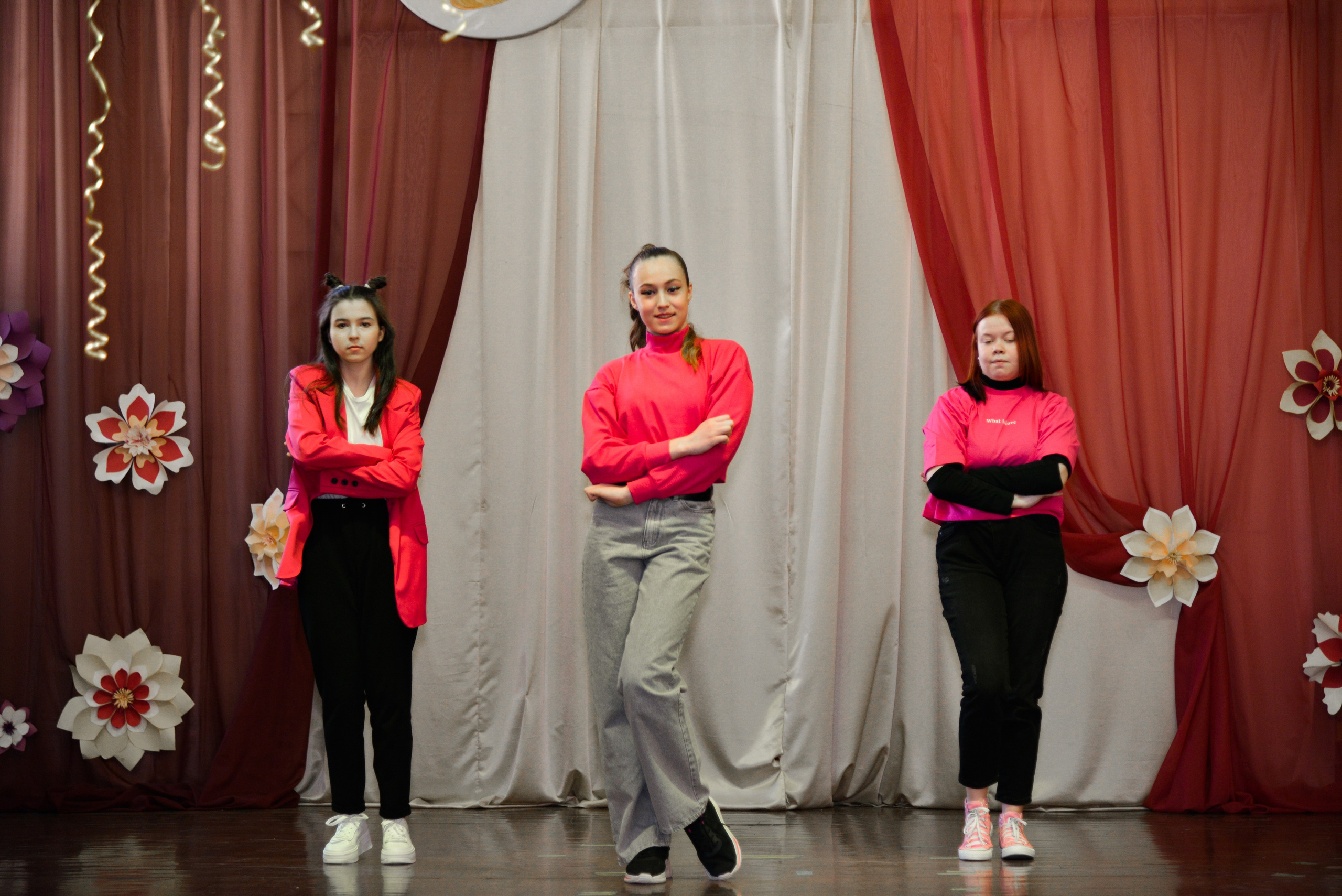 Последний звонок. Фотограф и Видеограф Виктор Баранов в г. Мурманске, Мурманской области и по всей России