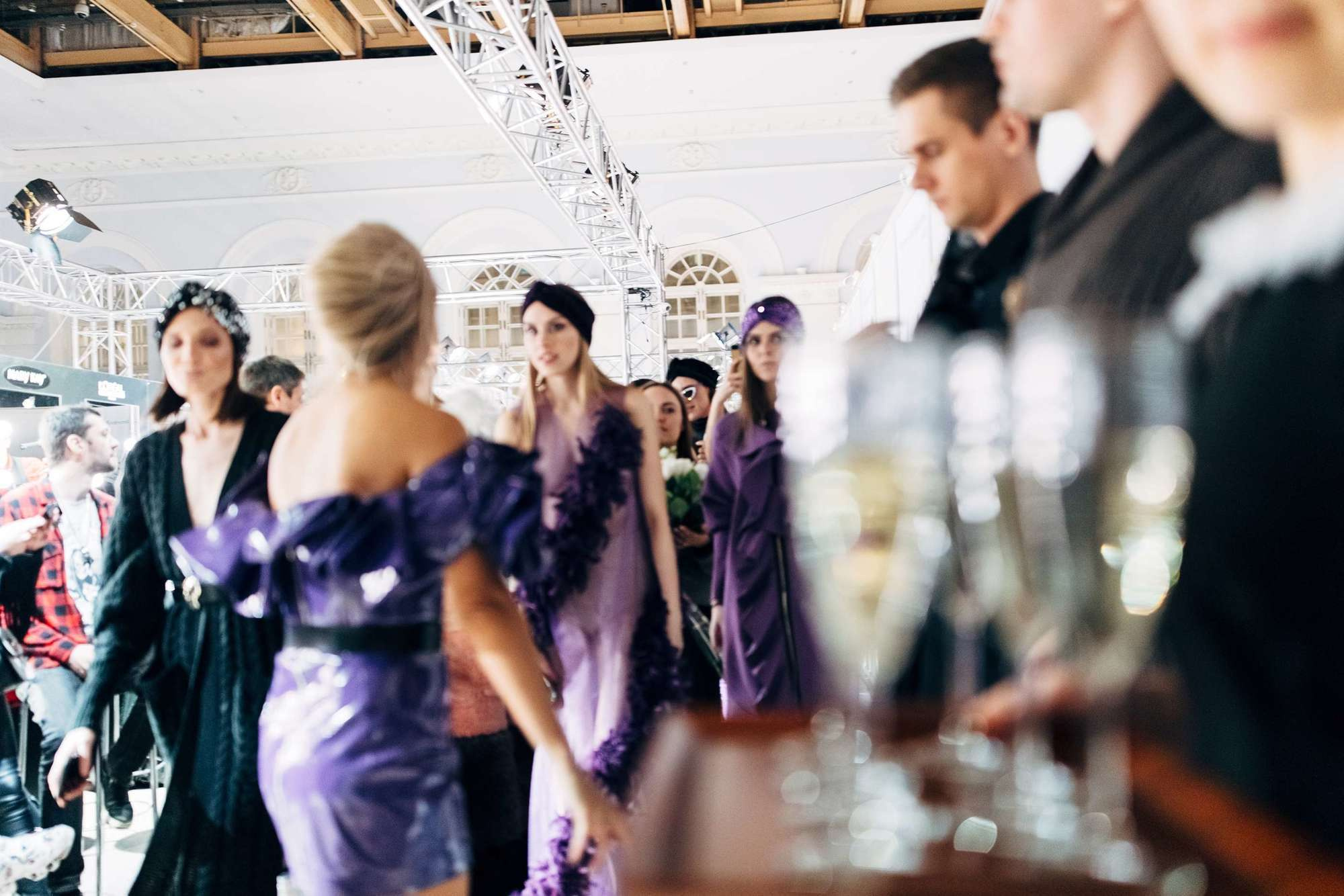 Mercedes-Benz Fashion Week Russia Bella Potemkina FW2018/19. Самый свадебный фотограф