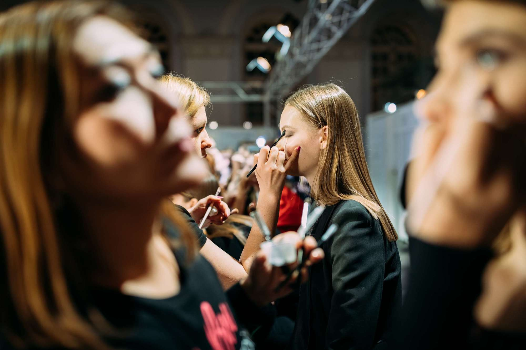 Mercedes-Benz Fashion Week Russia Bella Potemkina FW2018/19. Самый свадебный фотограф