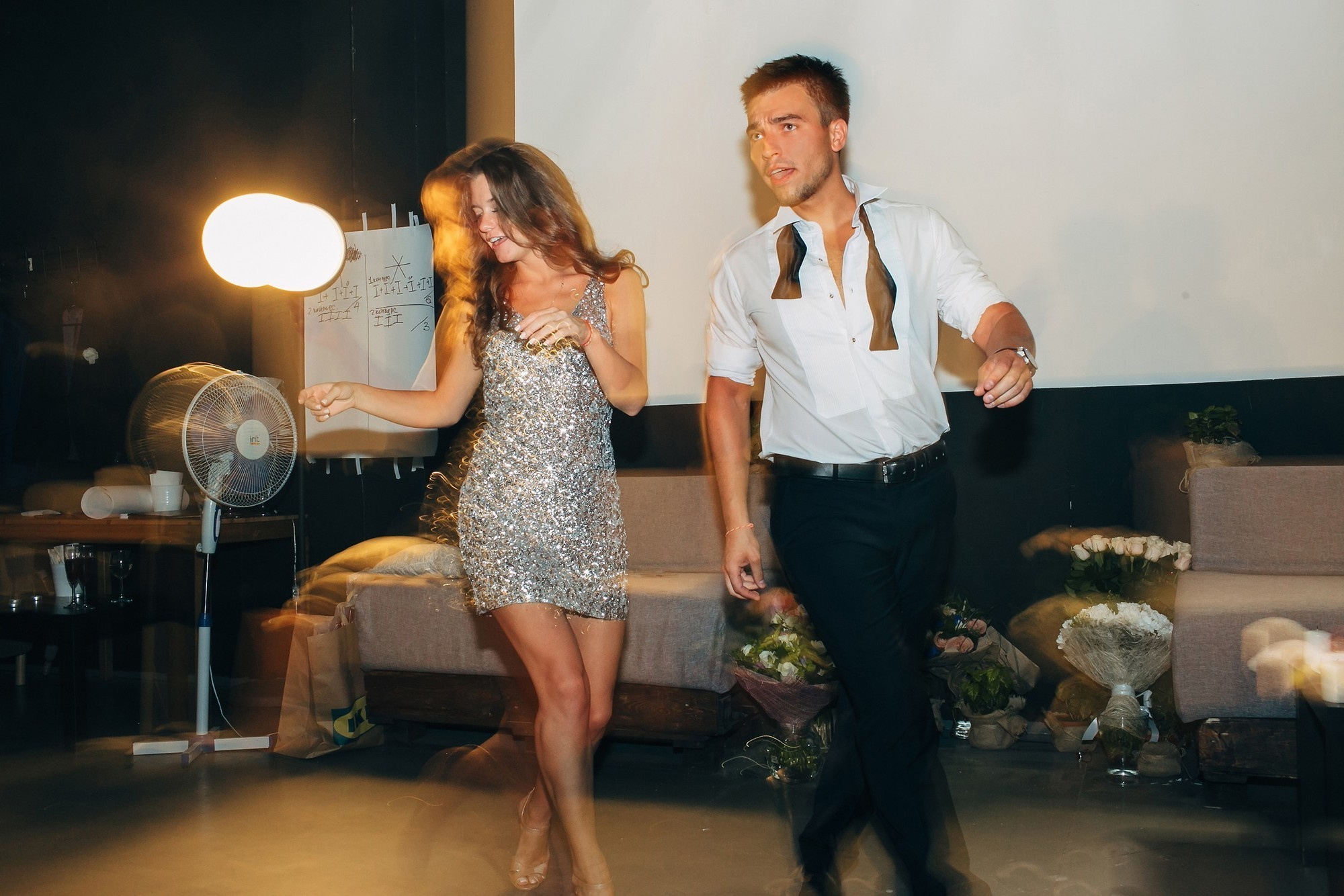 Дым, лофт, кальян, Цыгане. Самый свадебный фотограф