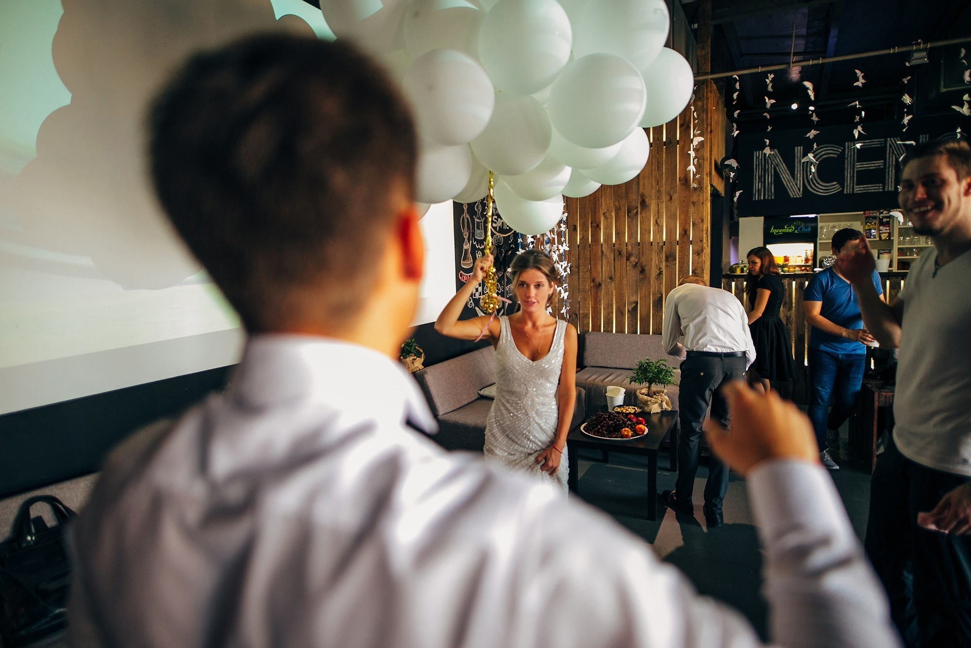 Дым, лофт, кальян, Цыгане. Самый свадебный фотограф