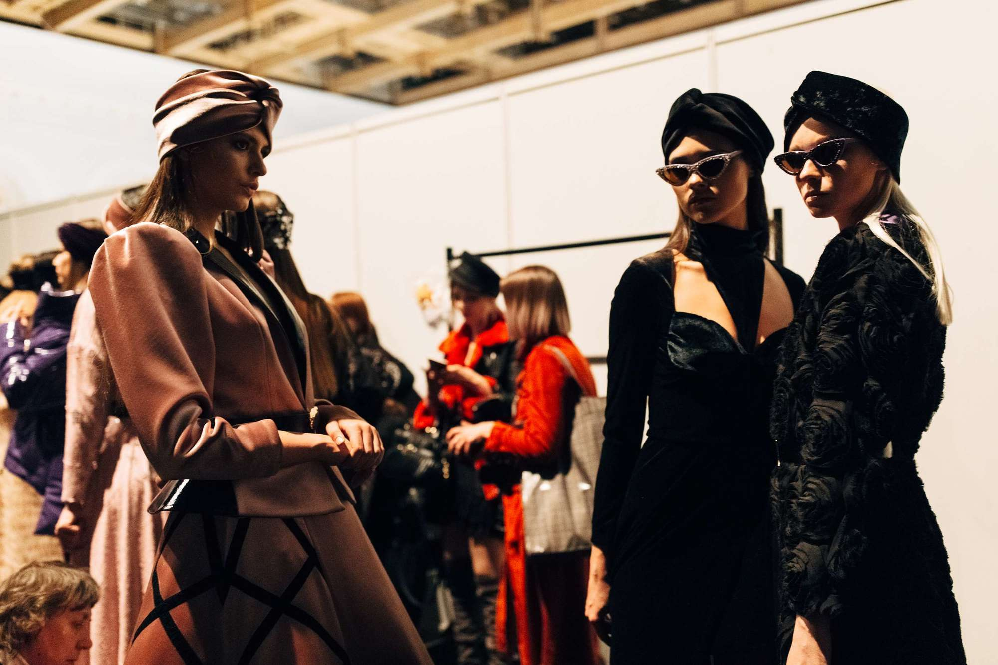 Mercedes-Benz Fashion Week Russia Bella Potemkina FW2018/19. Самый свадебный фотограф