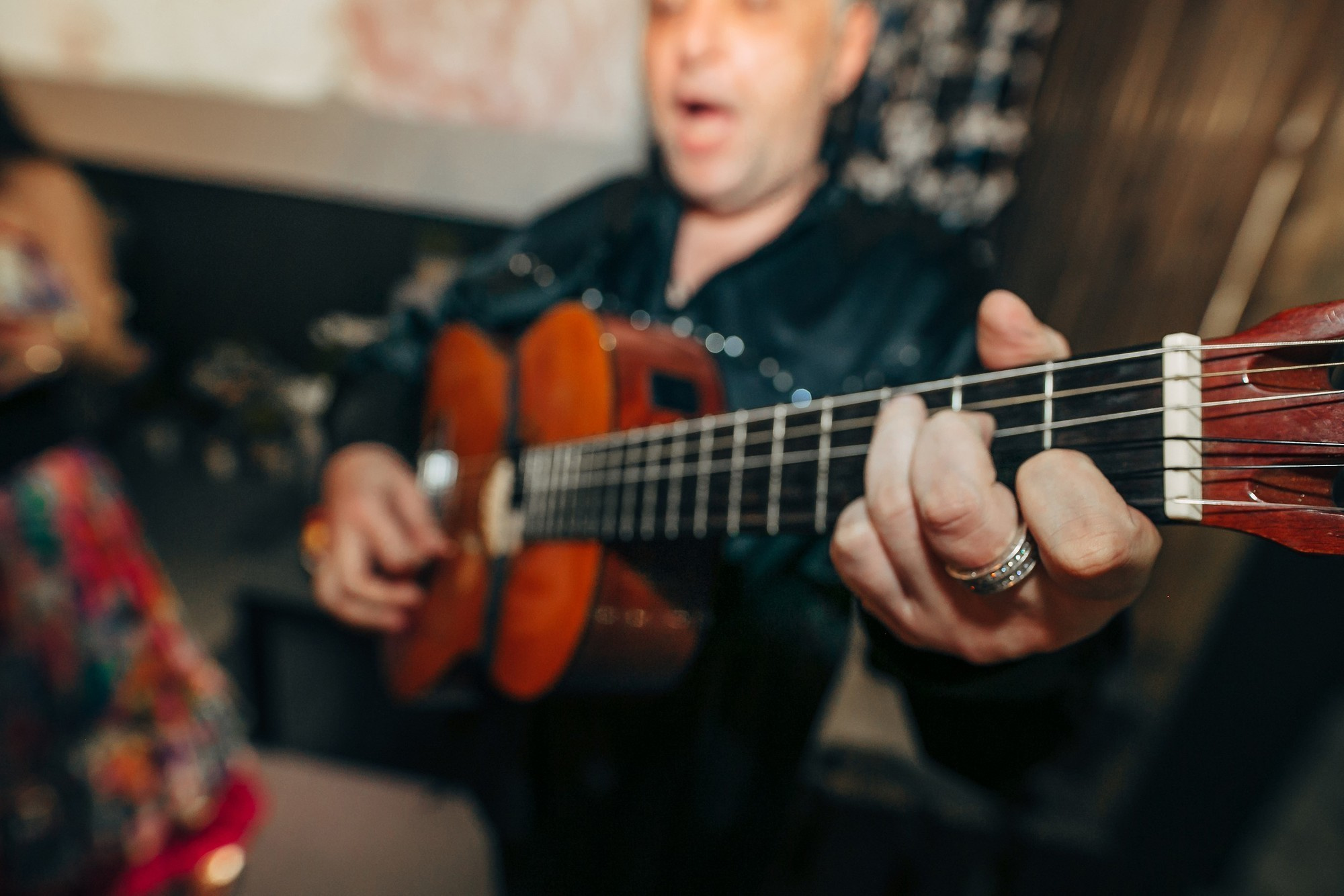 Дым, лофт, кальян, Цыгане. Самый свадебный фотограф