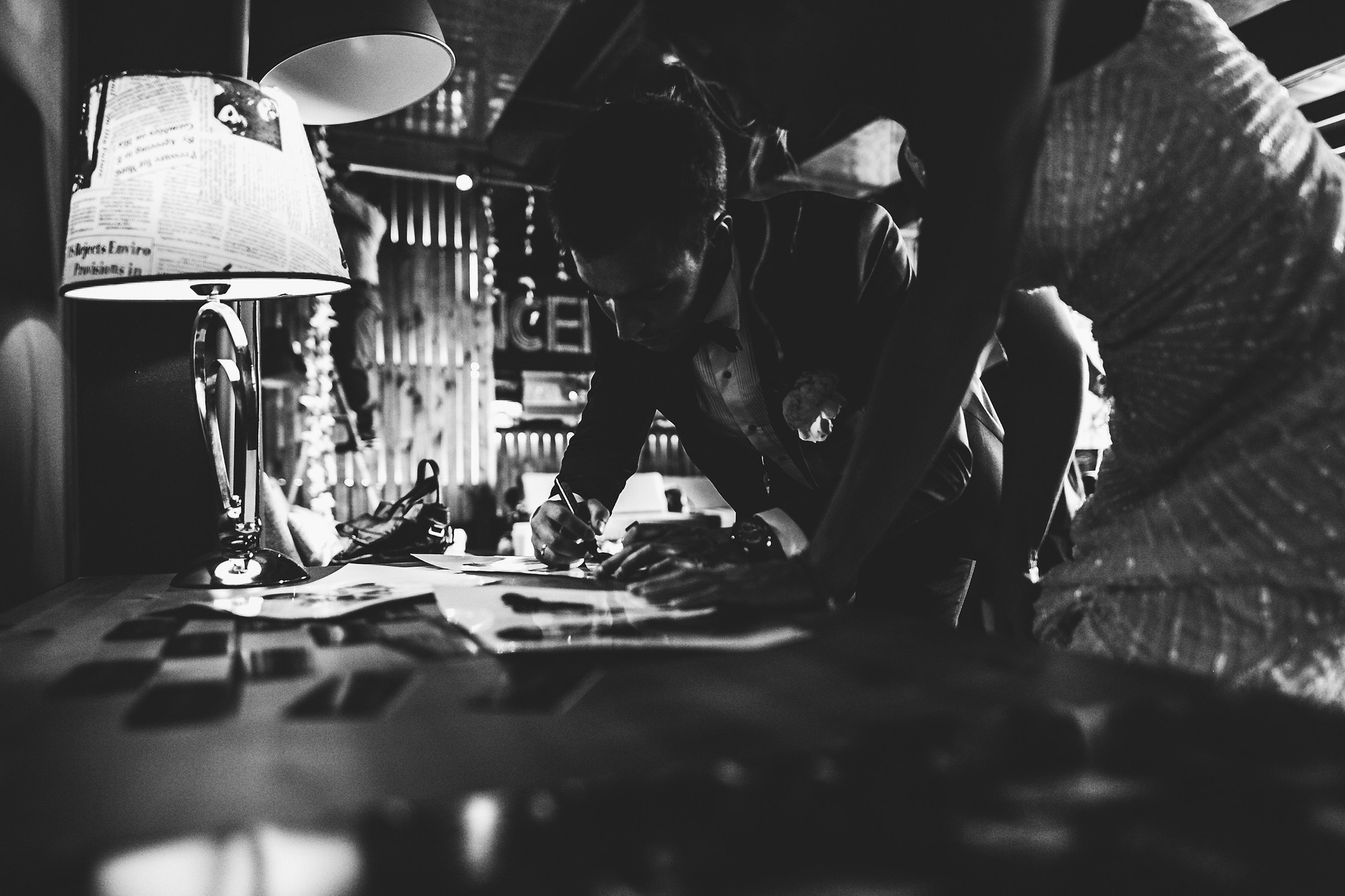 Дым, лофт, кальян, Цыгане. Самый свадебный фотограф