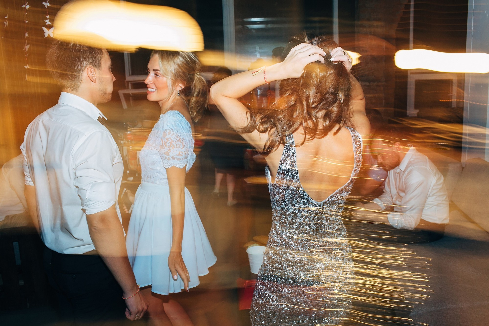 Дым, лофт, кальян, Цыгане. Самый свадебный фотограф