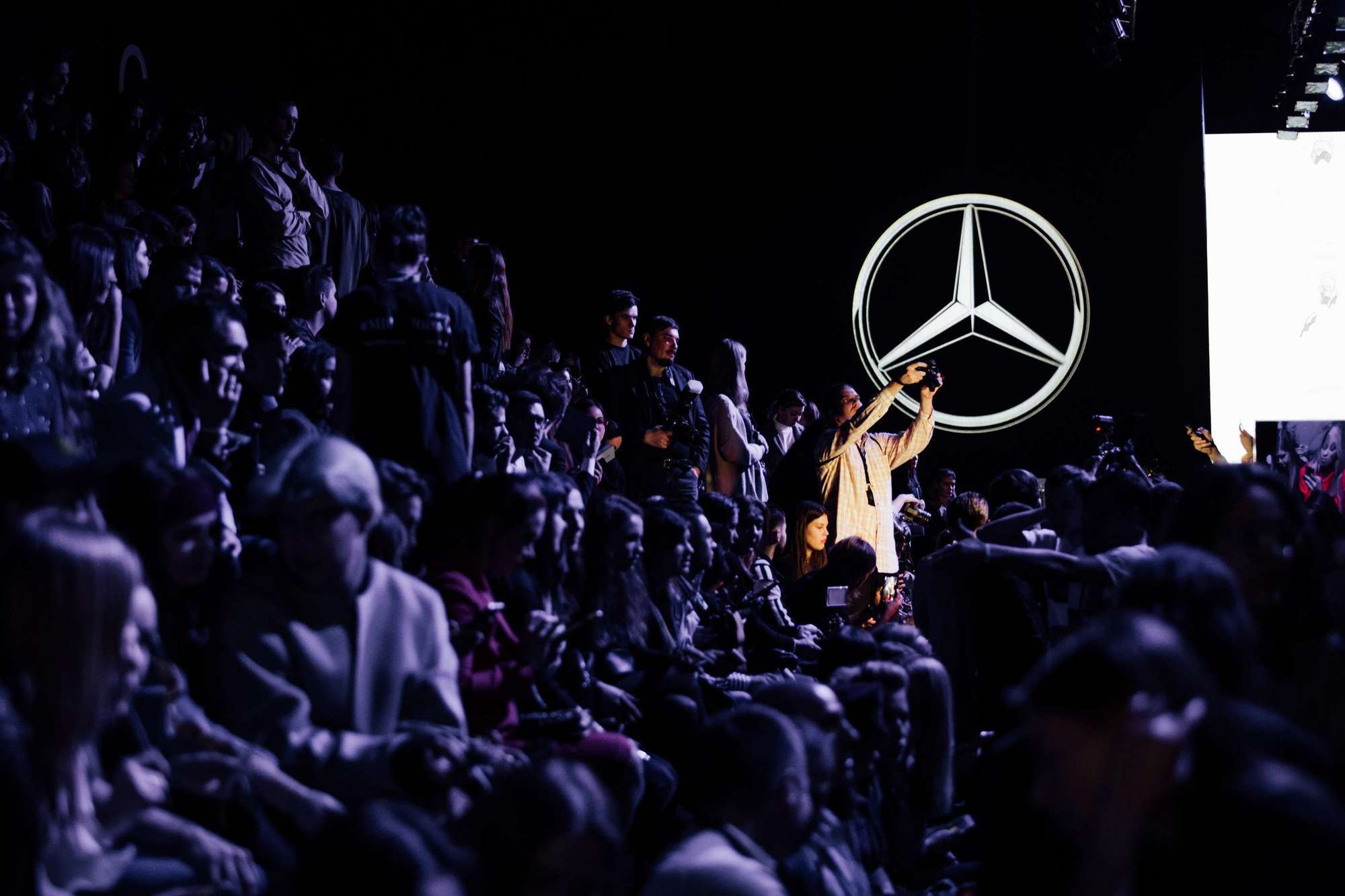 Mercedes-Benz Fashion Week Russia Bella Potemkina FW2018/19. Самый свадебный фотограф