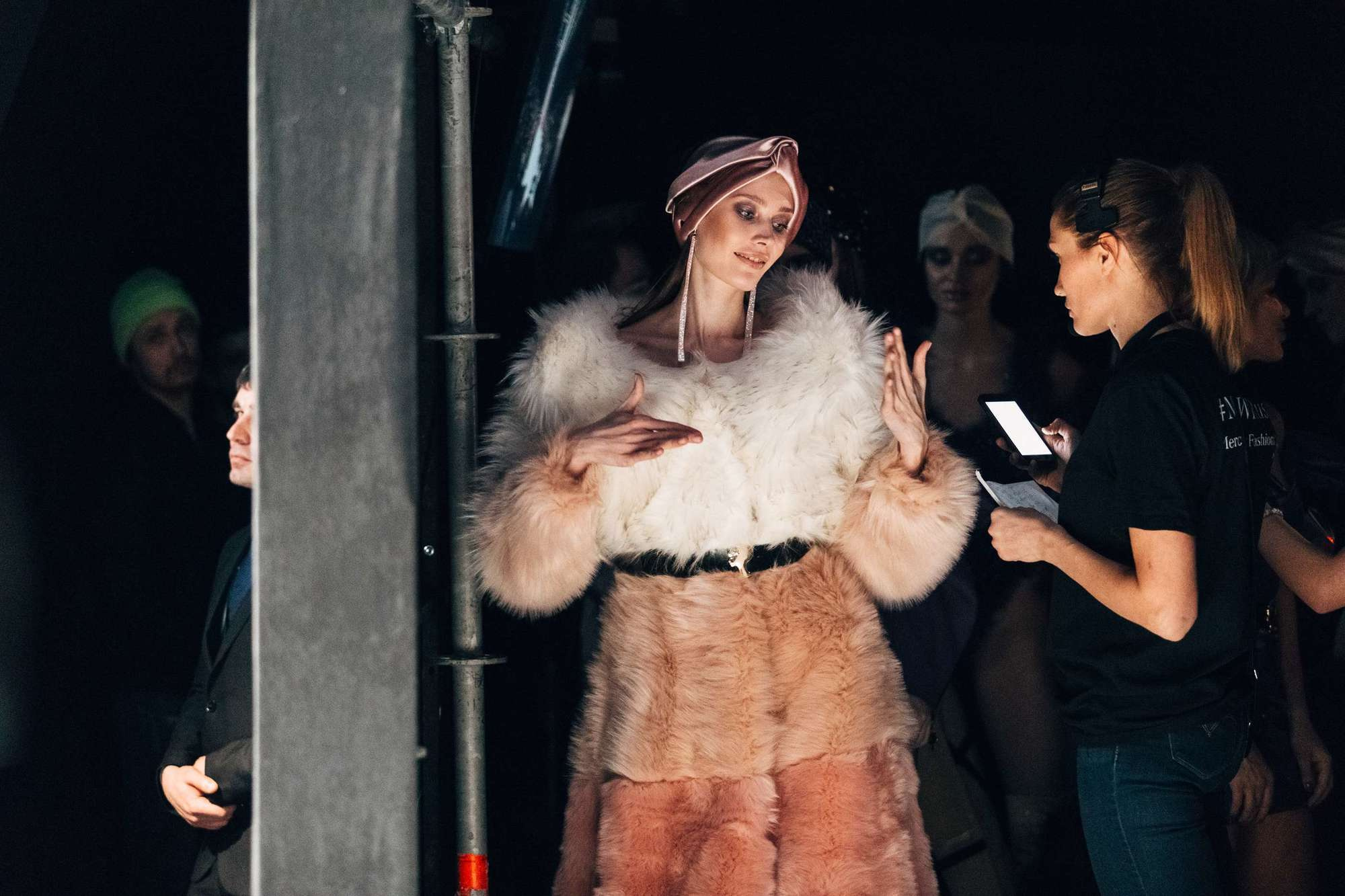 Mercedes-Benz Fashion Week Russia Bella Potemkina FW2018/19. Самый свадебный фотограф