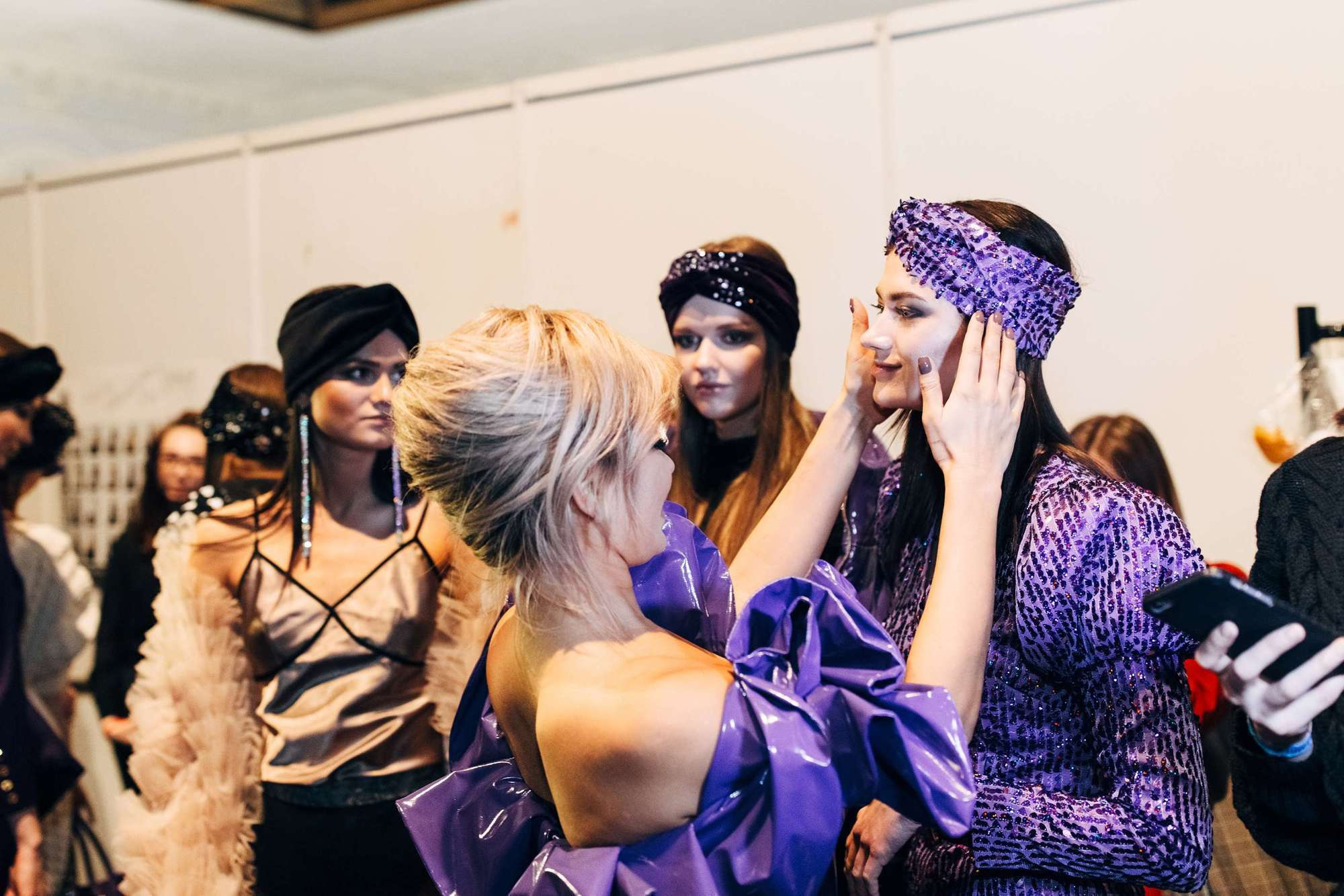 Mercedes-Benz Fashion Week Russia Bella Potemkina FW2018/19. Самый свадебный фотограф